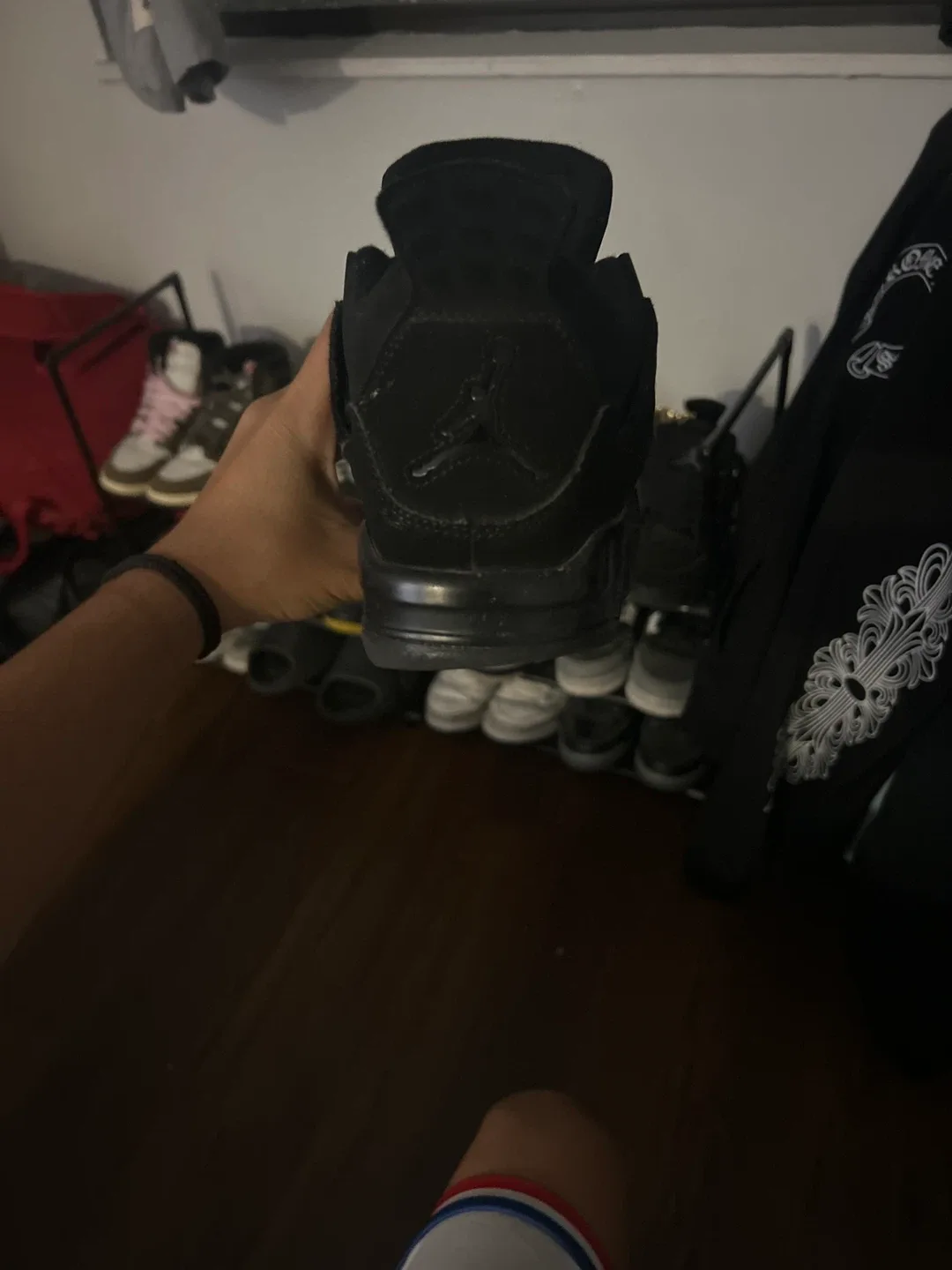 Air Jordan 4 Retro Black Cat image indicator(2)