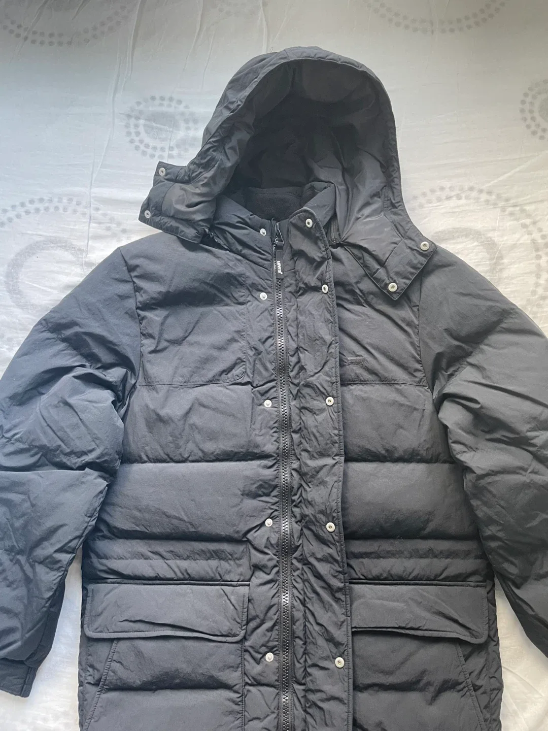 Levi Strauss Black Down Puffer Coat Size S image indicator(2)