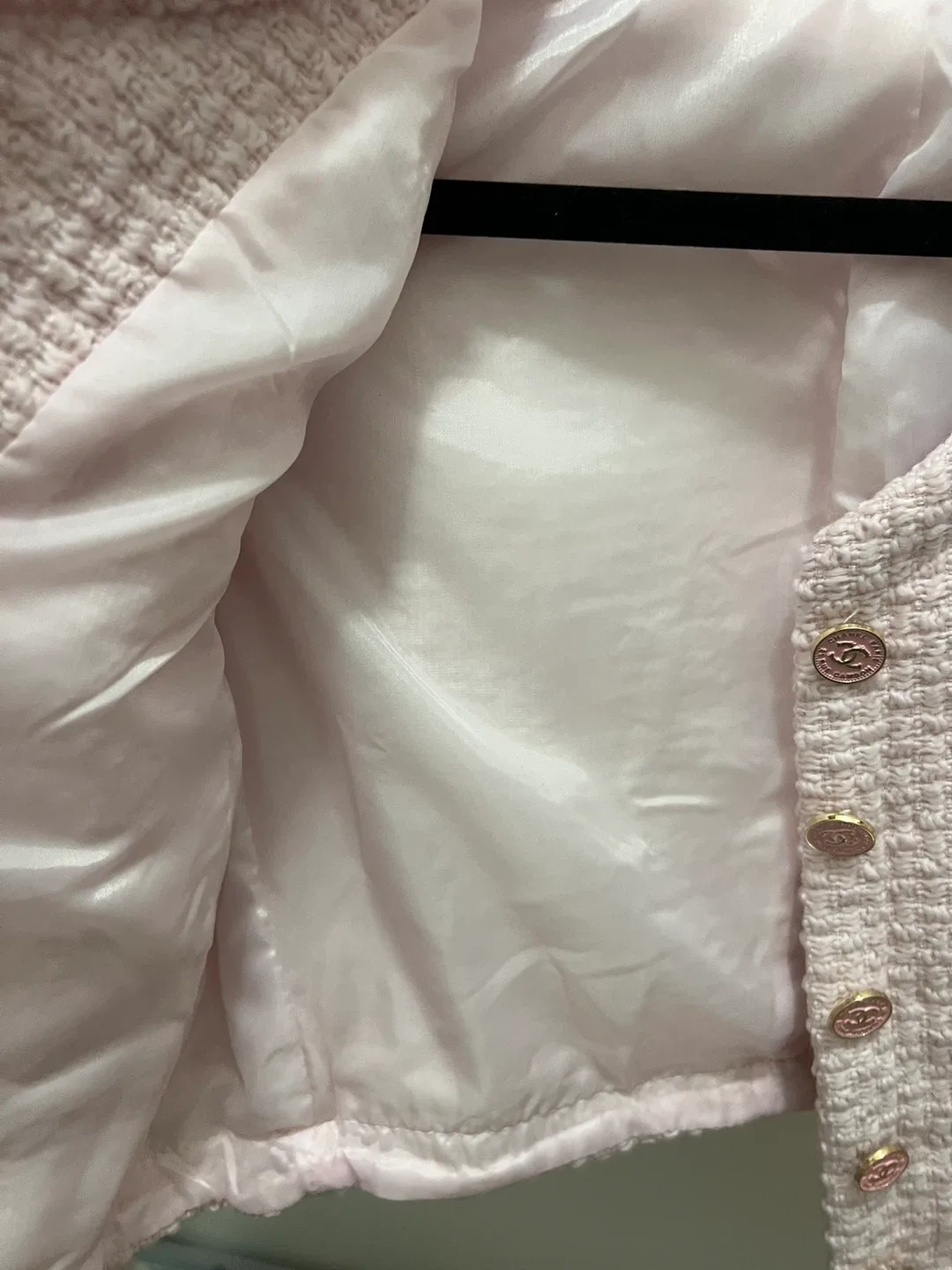 Chanel Pink Tweed Jacket image indicator(3)
