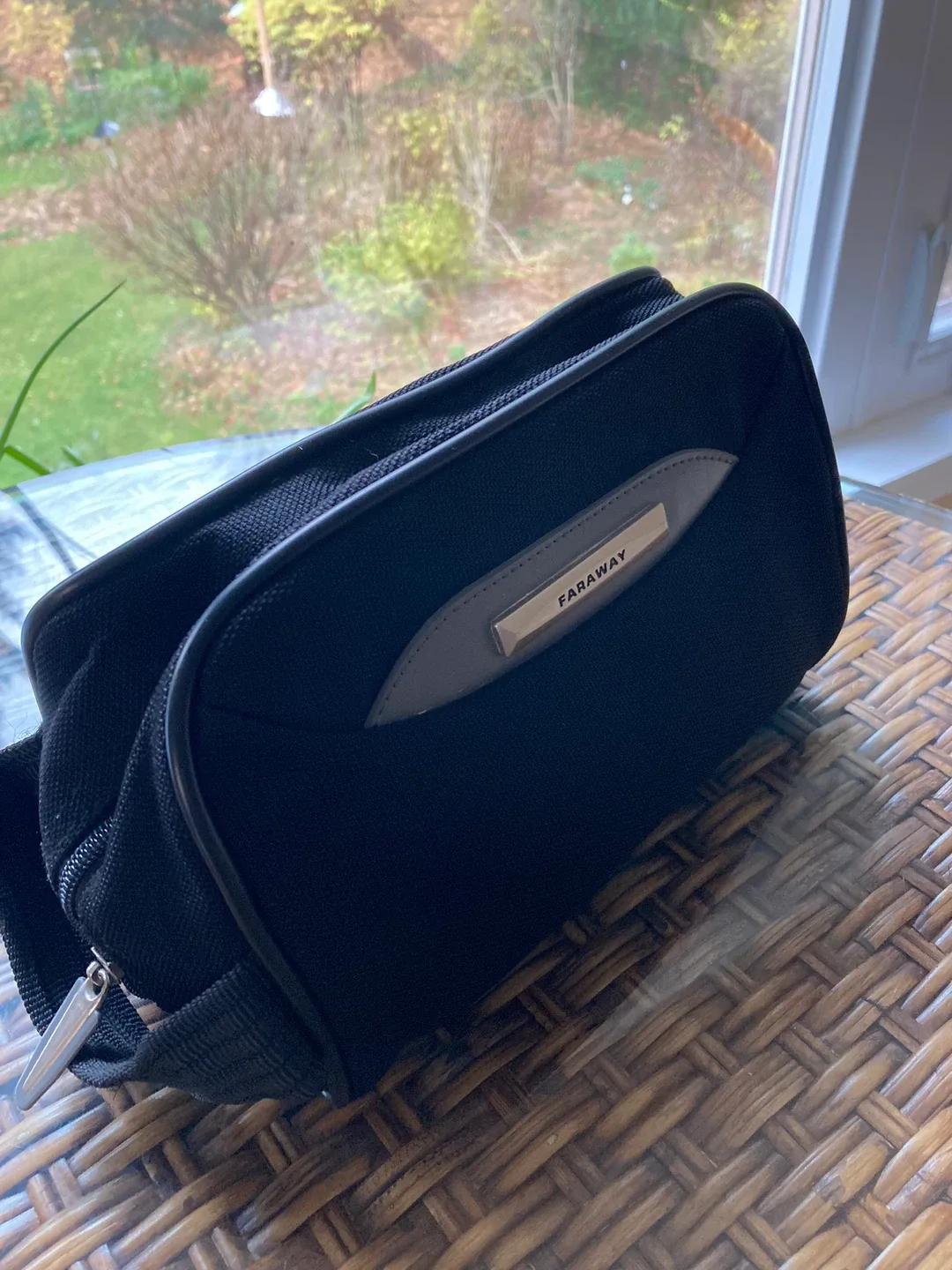 FREE Faraway Black Toiletry Bag thumbnail