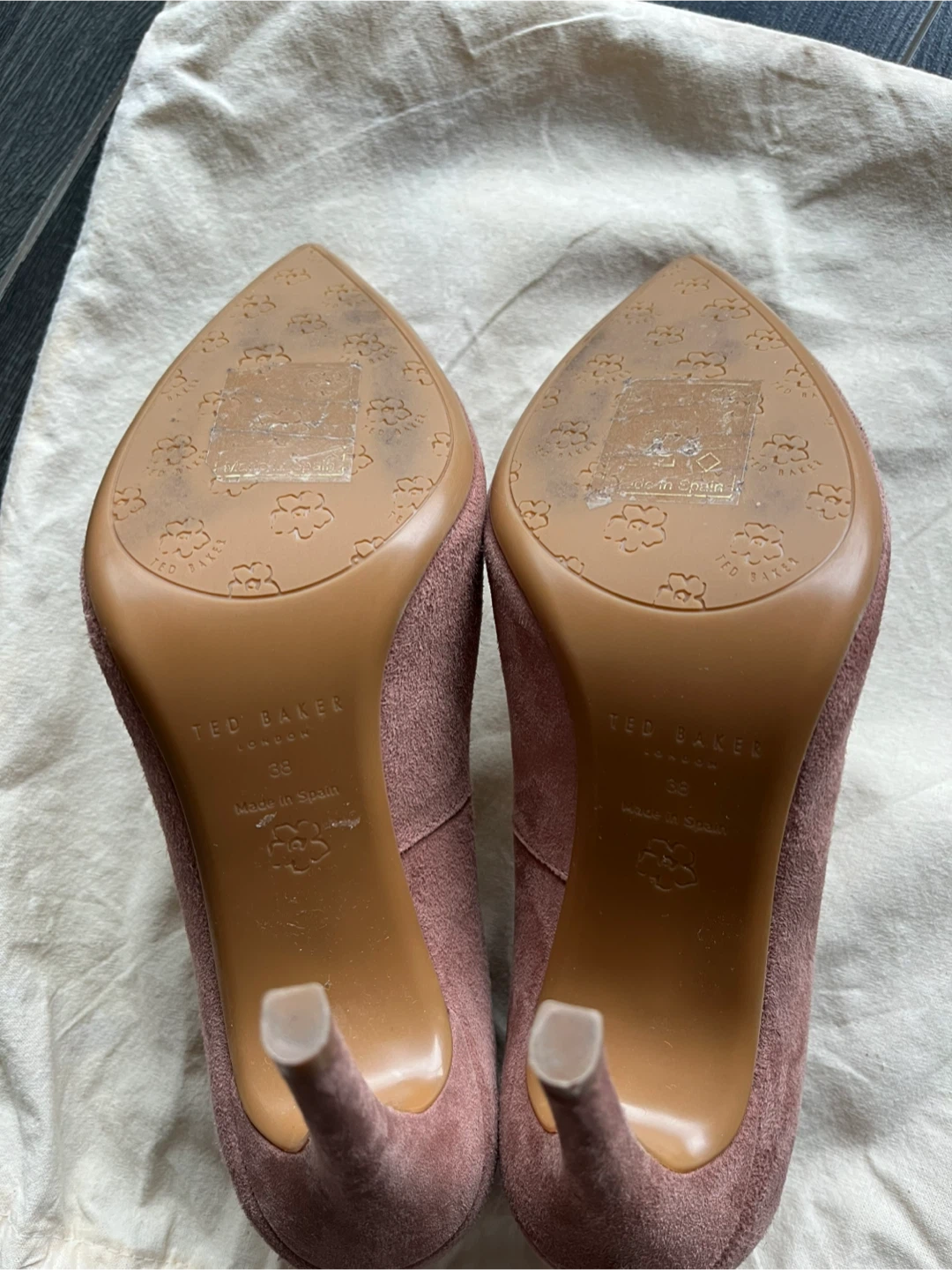 Ted Baker London Pink Suede Heels US 7.5 (EU 38) - photo 4