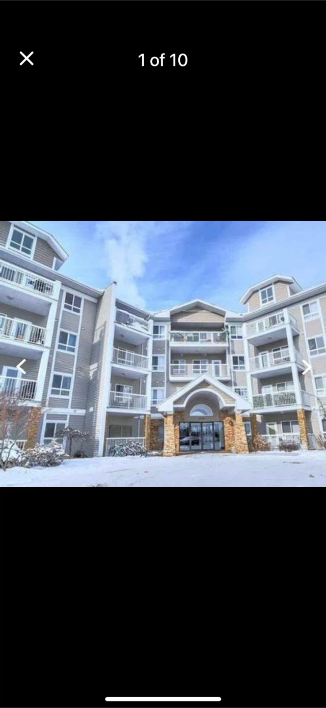 Top floor 2 bedroom 2 bathroom condo - Hamptons