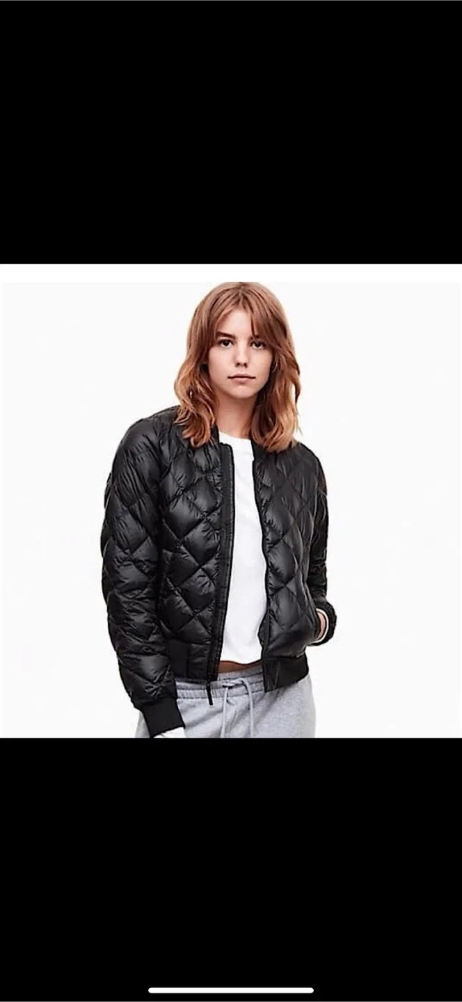 Aritzia Tna League Bomber - Size M thumbnail