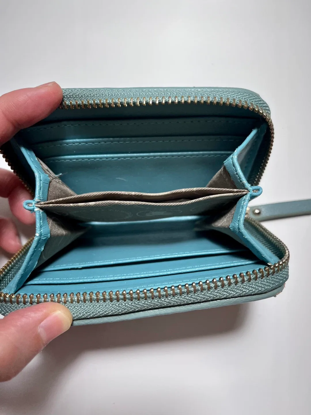 Zip Card Wallet image indicator(2)