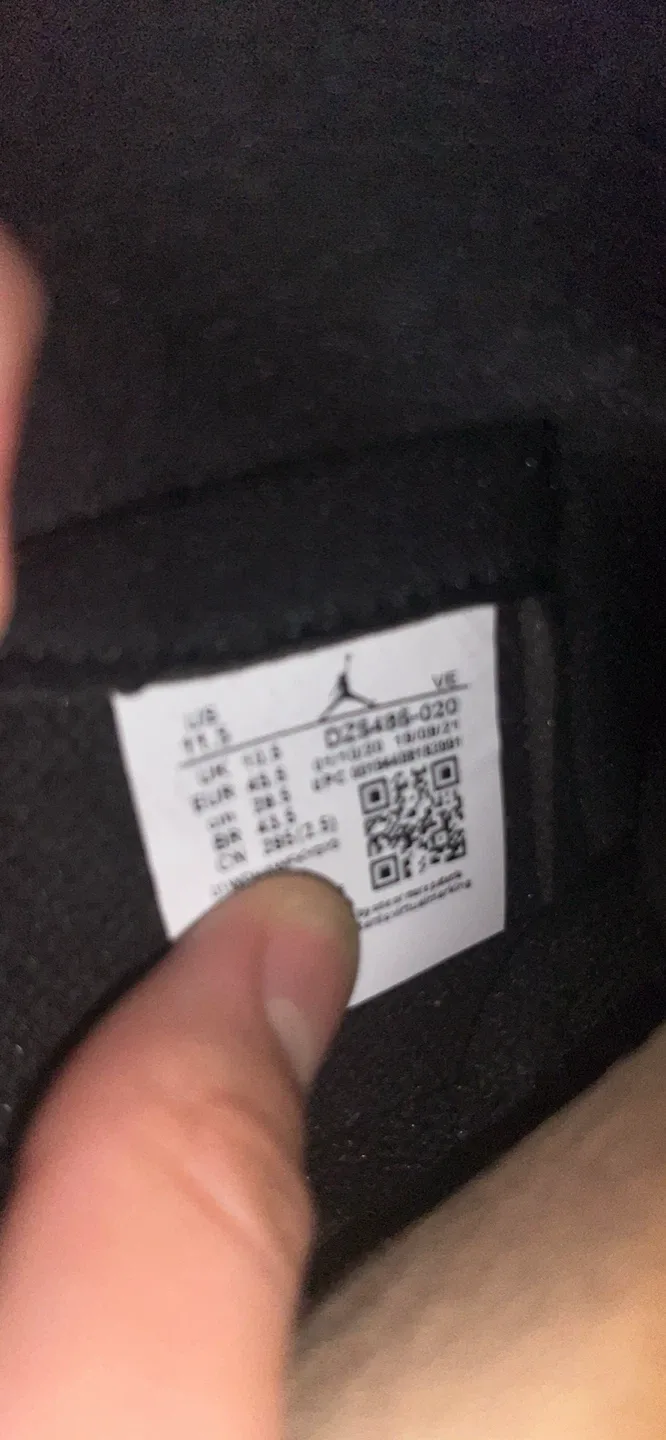 Air Jordan 1 Retro High OG 'Palomino' image indicator(8)