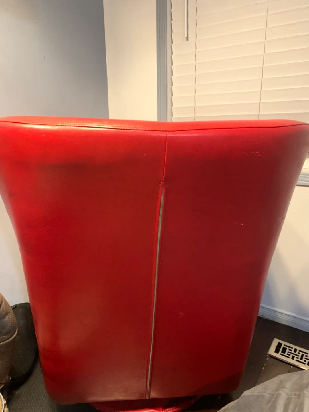 Red Leather Armchair image indicator(3)