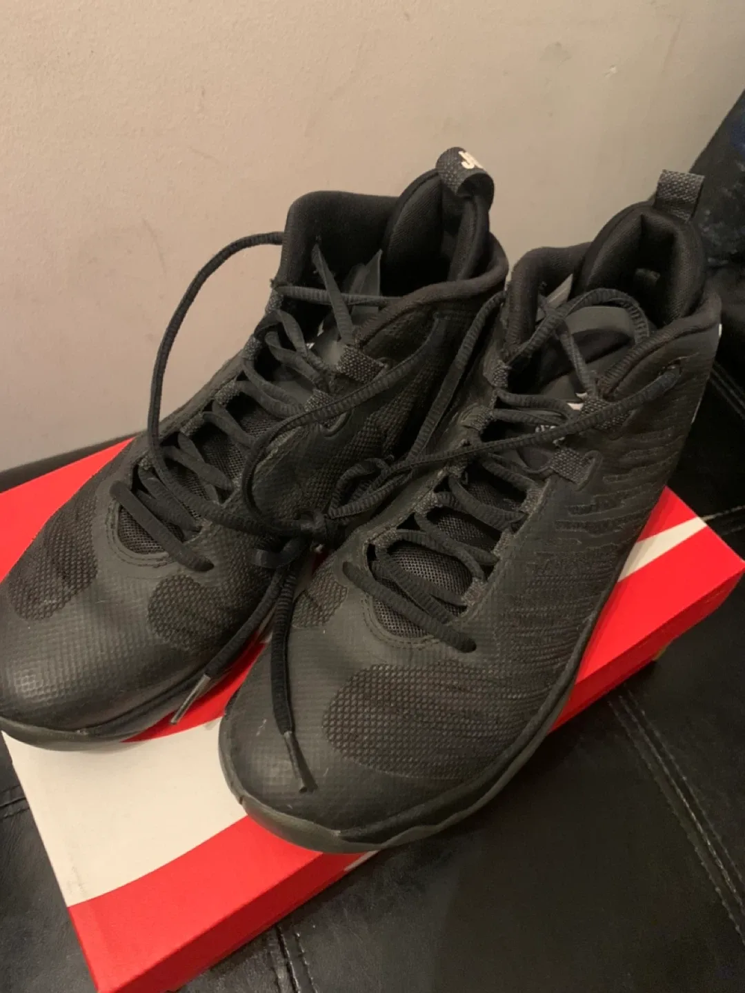 Jordan Fly Lockdown Basketball Shoes - Size 7 image indicator(2)