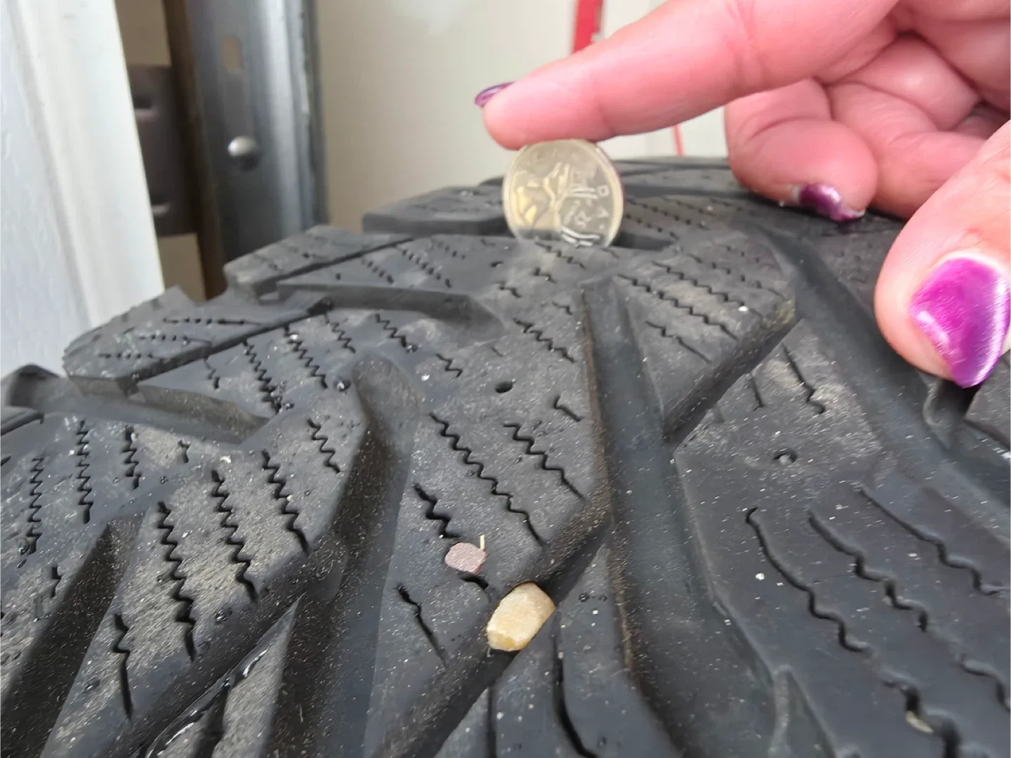 Winter Tires 235/60R16 image indicator(5)