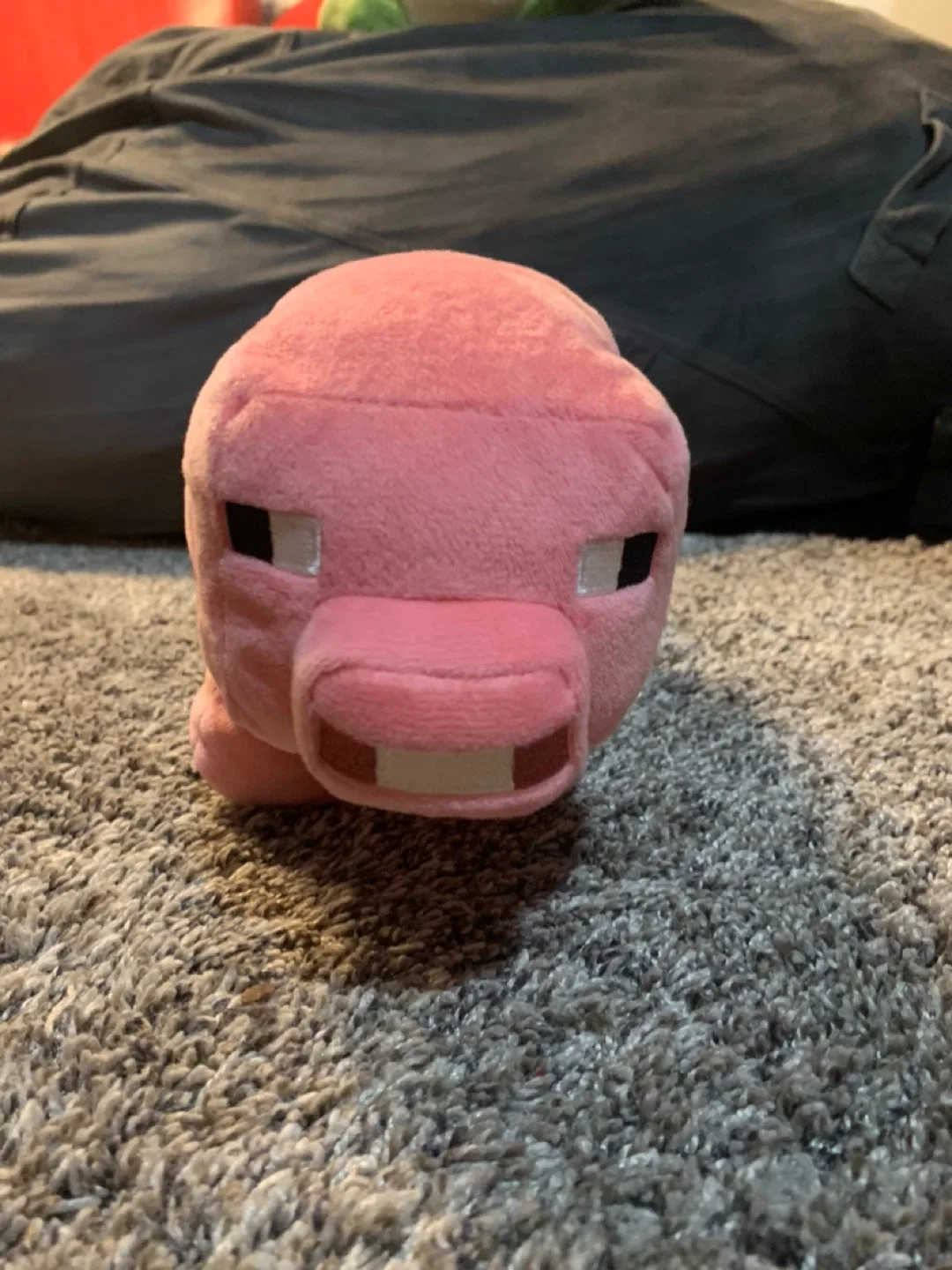 Minecraft Pig Plush - Great Condition! image indicator(5)