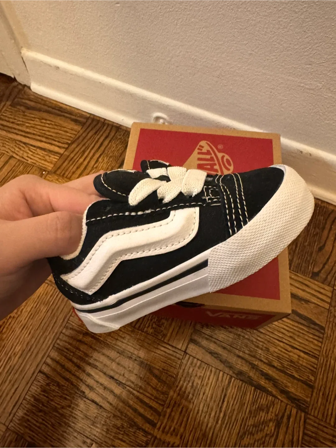 Vans Knu Skool Elastic Lace Toddler Shoes Size 4C image indicator(4)