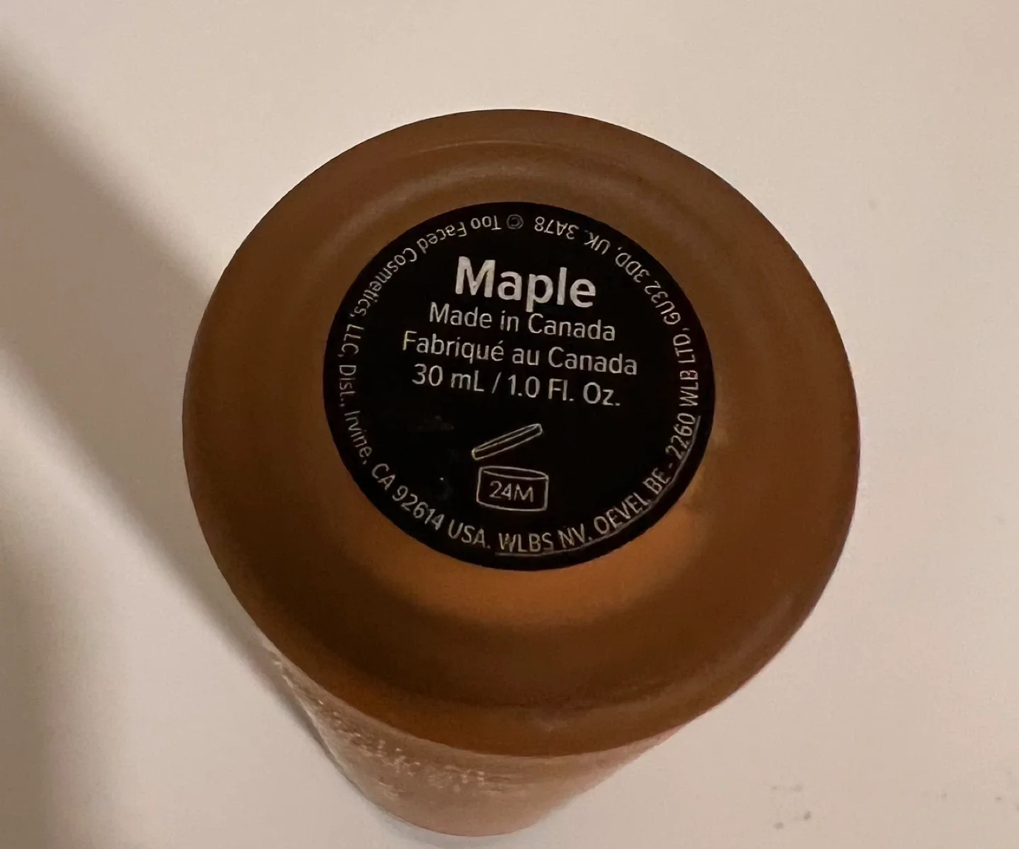 Waterproof Foundation - Too Faced - 30 mL image indicator(4)