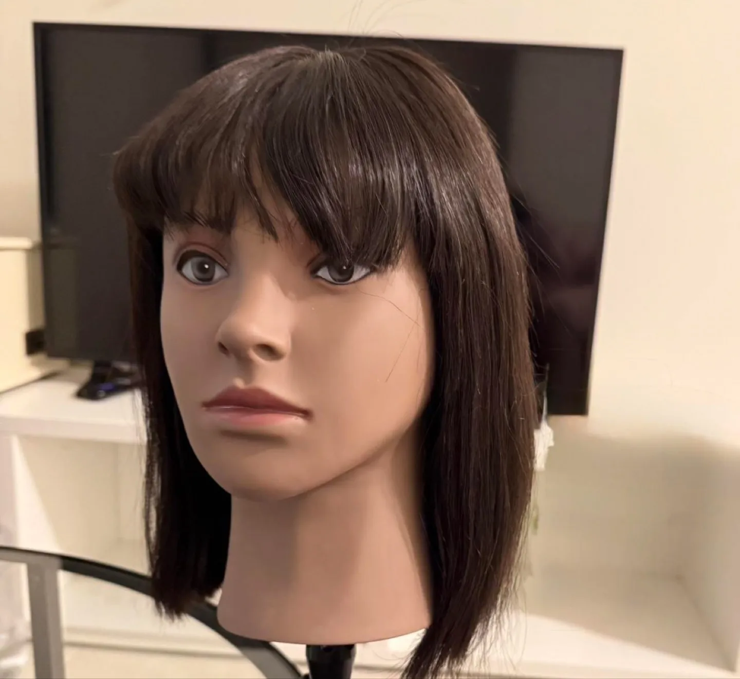 Bob human hair wig with bangs image indicator(3)