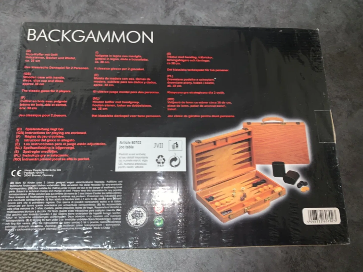 New Happy People Backgammon Set image indicator(3)