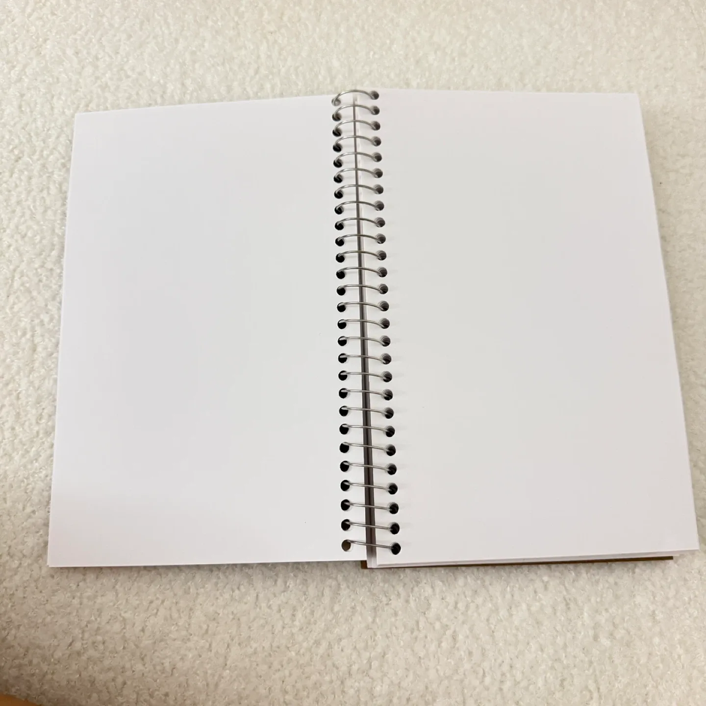 New Bienfang Sketch Pad - 5.5 x 8.5 inches image indicator(2)
