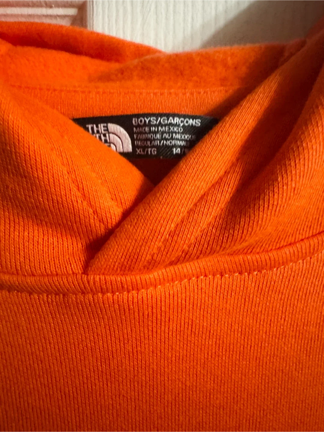 The North Face Orange Hoodie - Boys XL/TG image indicator(2)