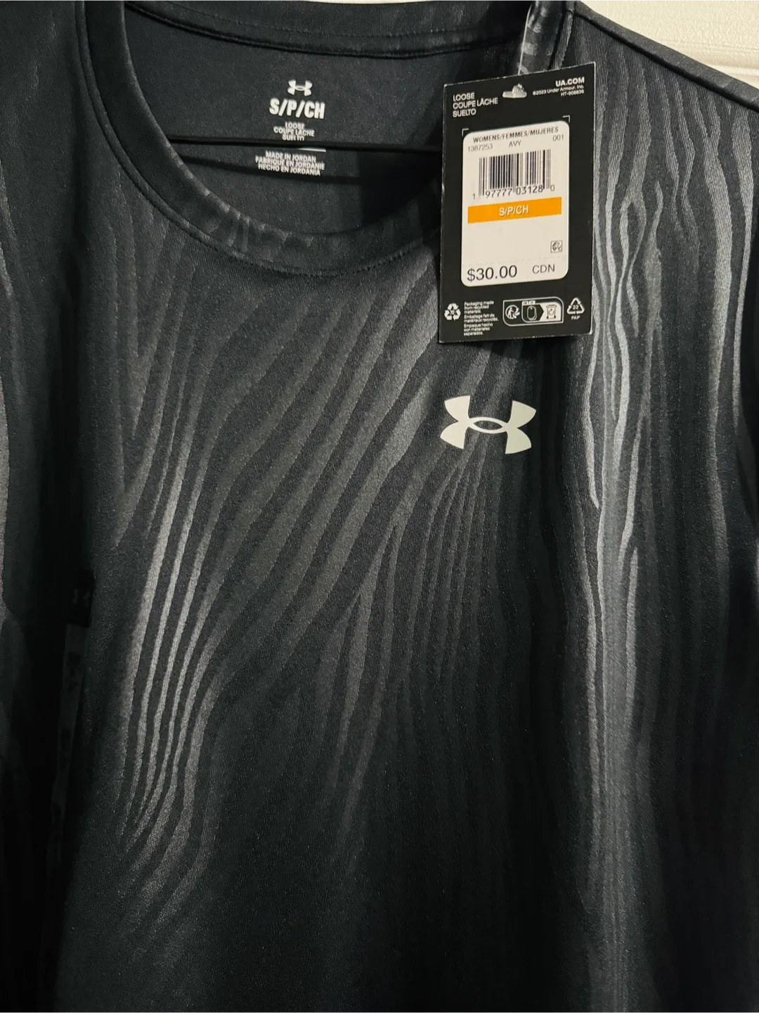 Under Armour T-Shirt - Size S - New with Tags image indicator(2)