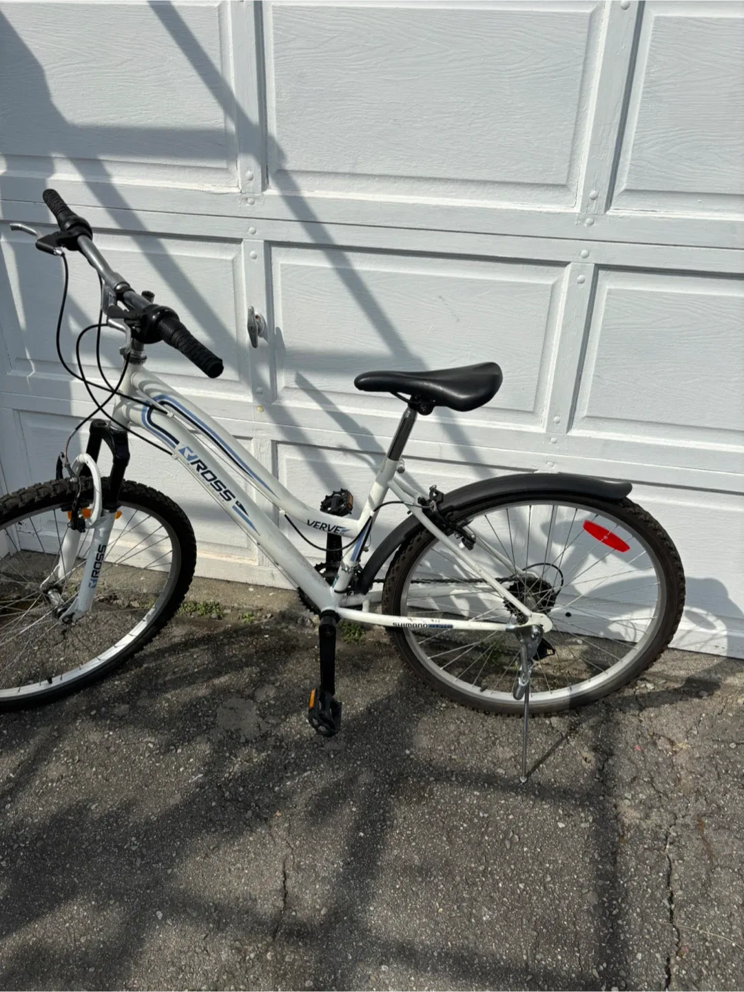 Ross Verve Bike - White image indicator(3)