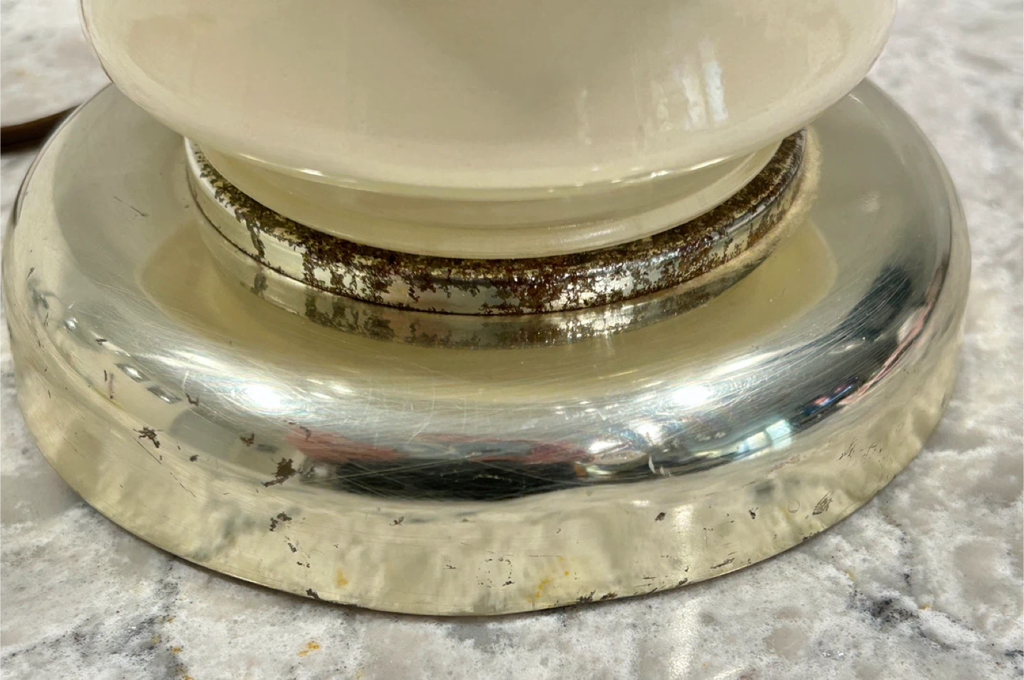 Cream Table Lamp - photo 4