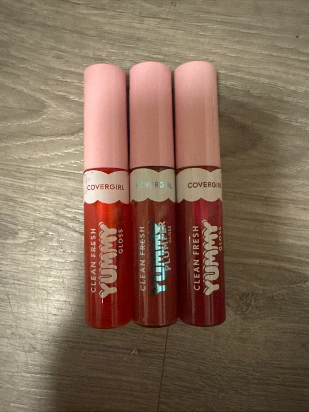 Covergirl Clean Fresh Yummy Lip Gloss image indicator(2)