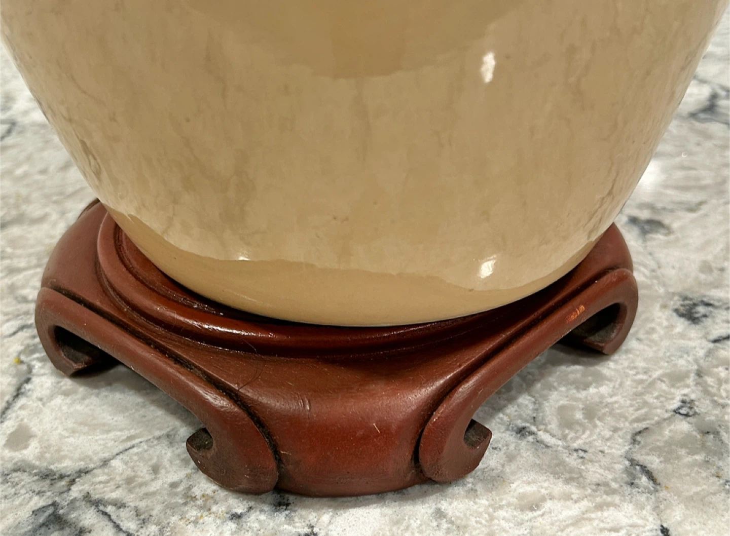 Beige Table Lamp with Wooden Base - photo 4
