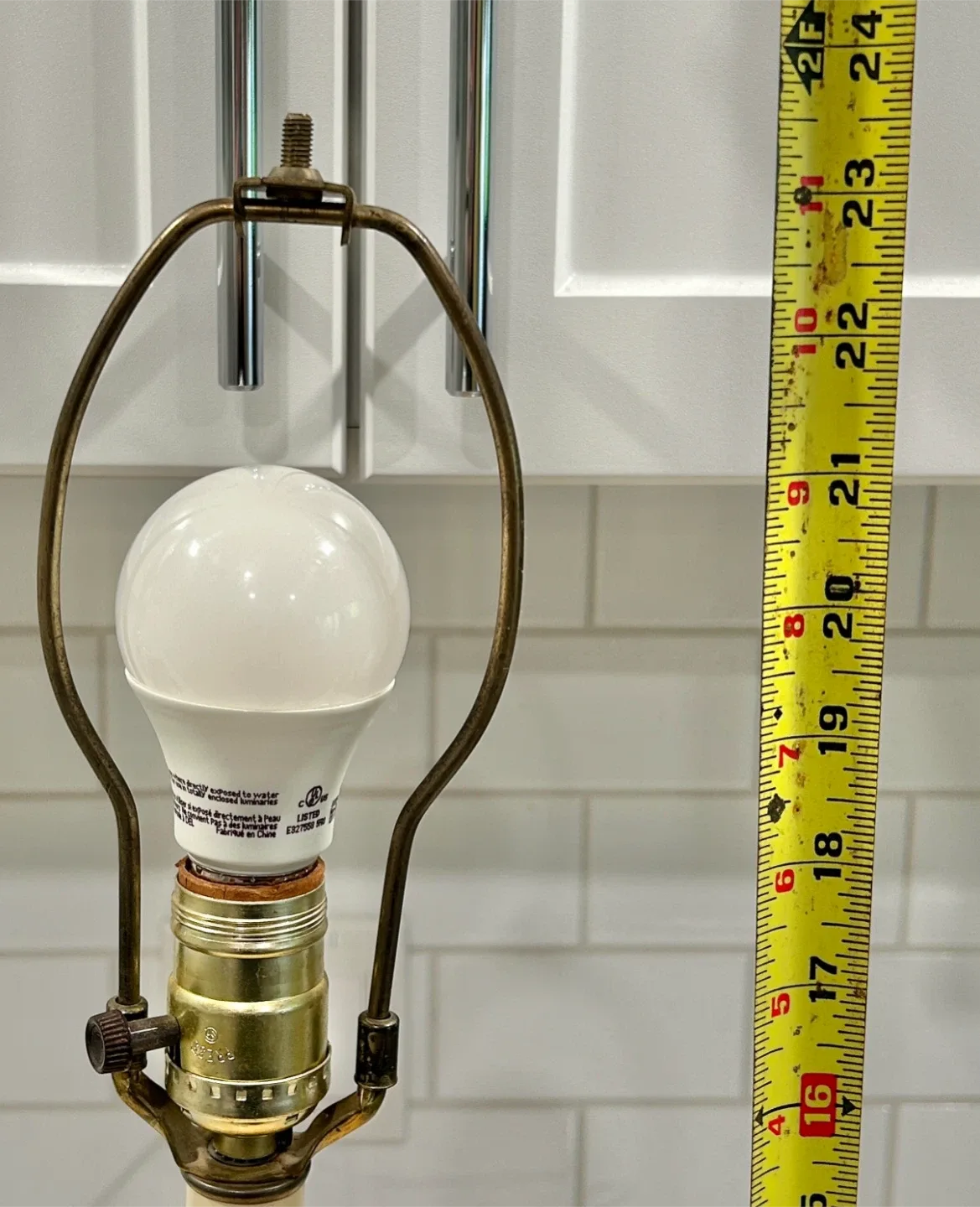 Beige Table Lamp with Wooden Base image indicator(6)