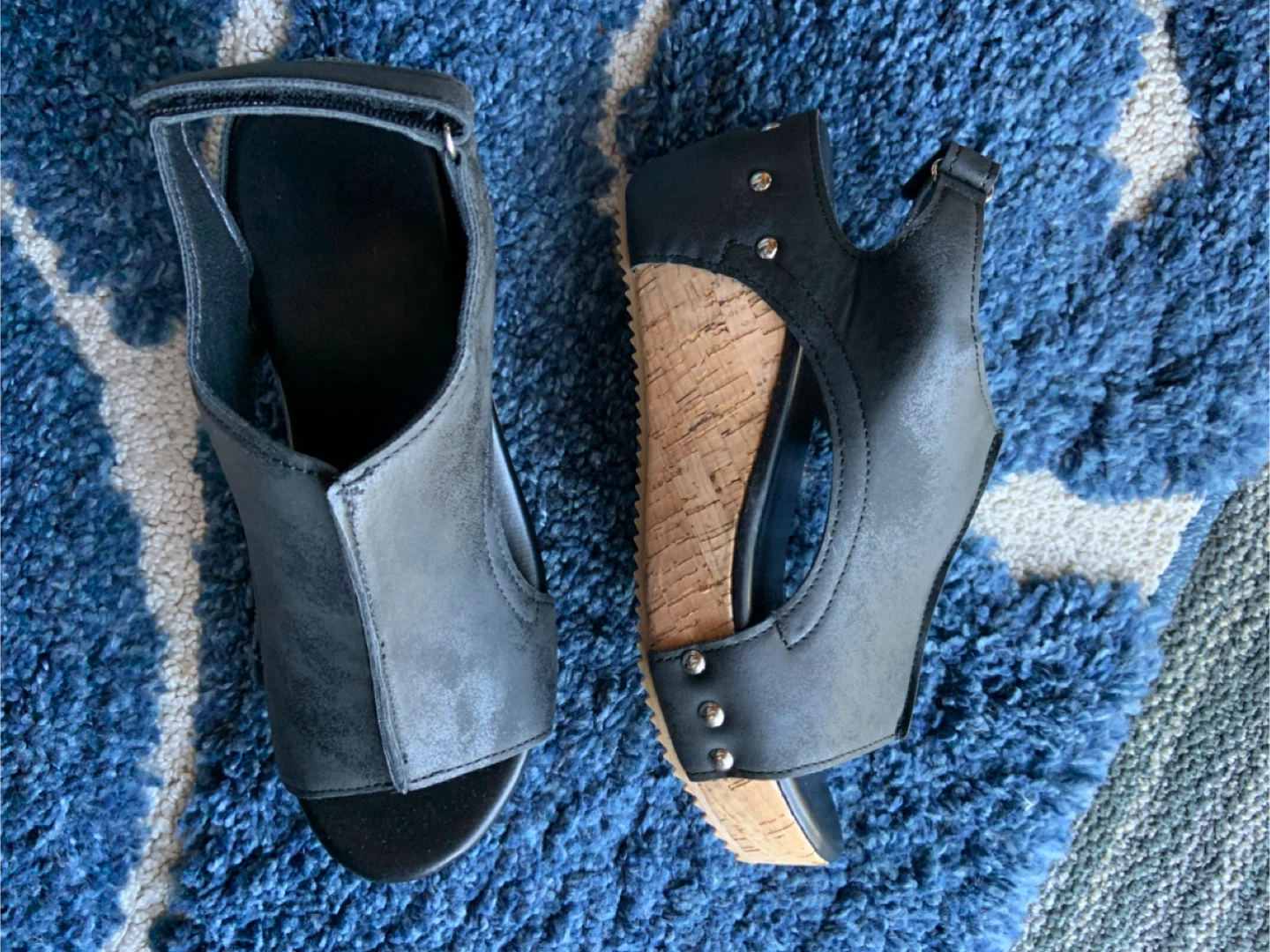 Black Wedge Sandals - Size 6 #freecycle
