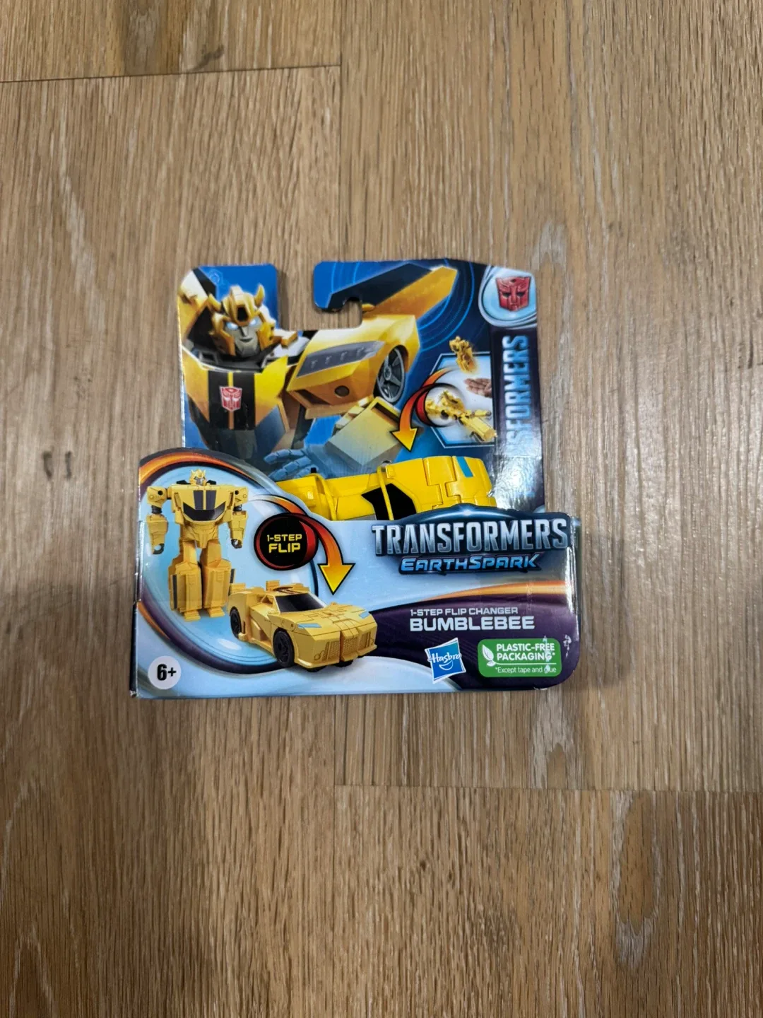 Transformers Earth Spark Bumblebee 1-Step Flip