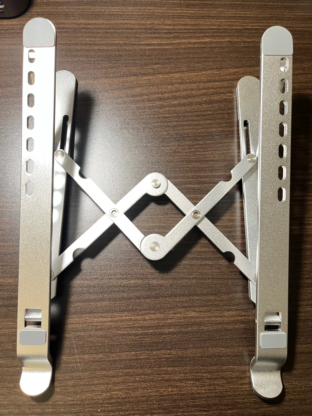 Brand new Laptop Stand Silver image indicator(2)