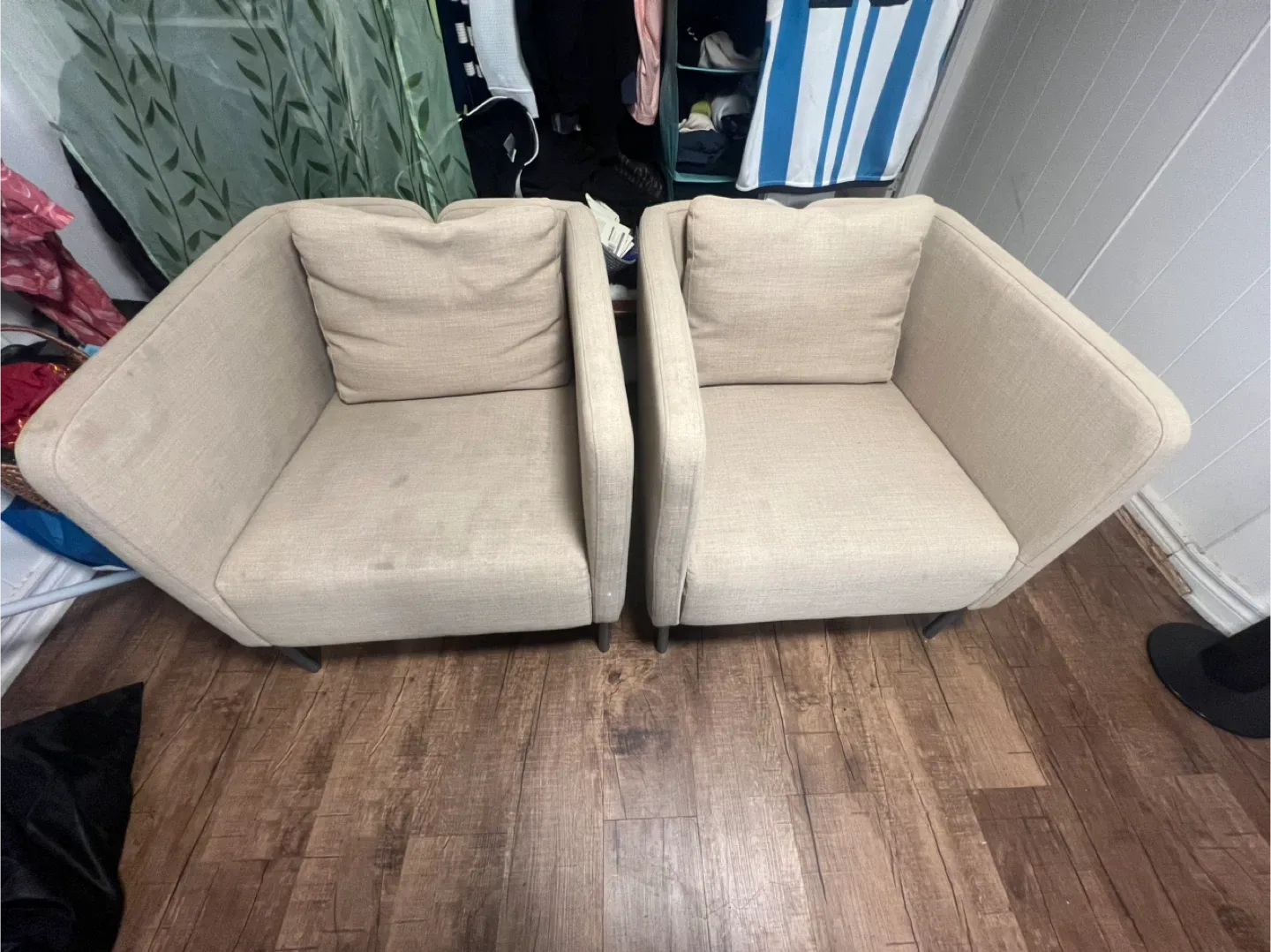 Set of 2 Beige Accent Chairs image indicator(5)