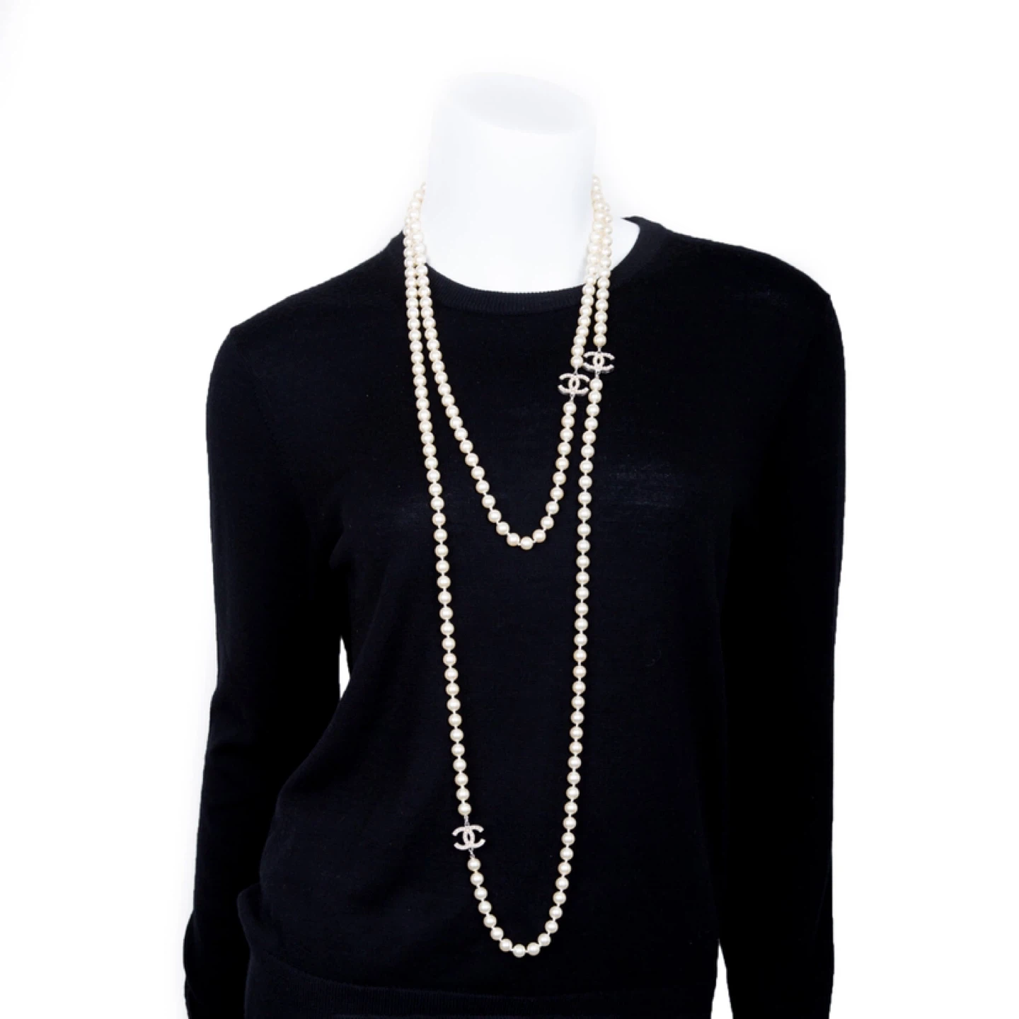 Chanel (authentic) Long Pearl Necklace