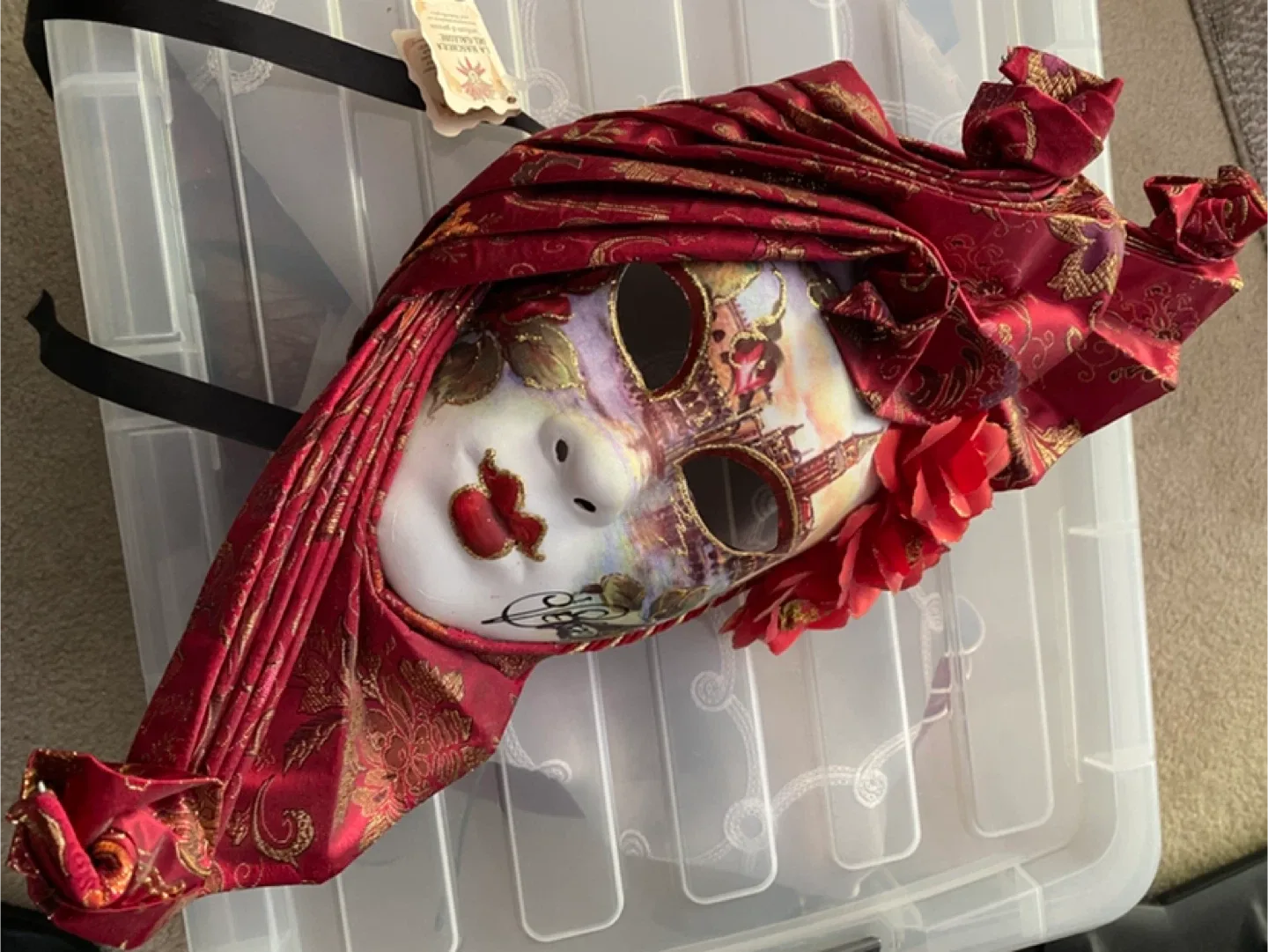 Venetian Mask - Red & Gold thumbnail