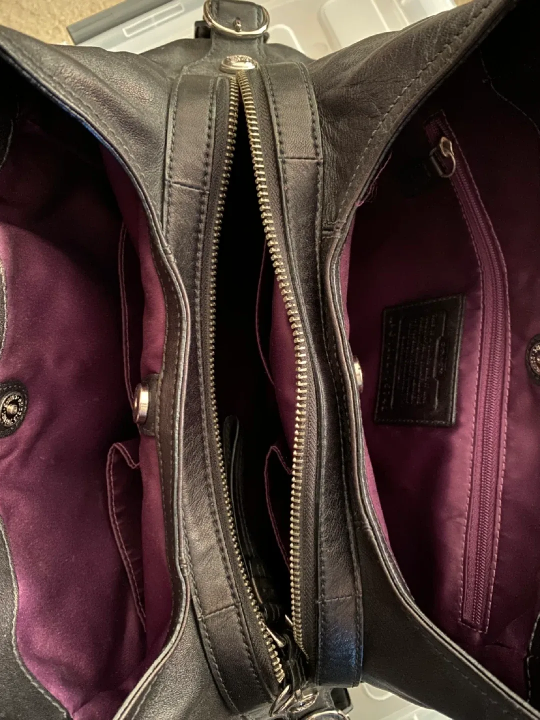 Coach Black Leather Shoulder Bag image indicator(2)