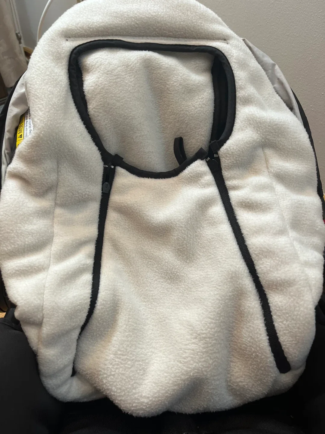 Jolly Jumper Car Seat Cover - Black image indicator(3)