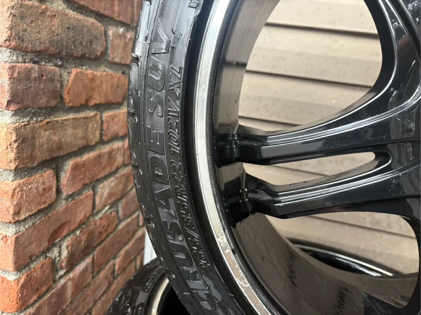 Lorenzo 335/35R22 102V XL Rims and Tires image indicator(2)