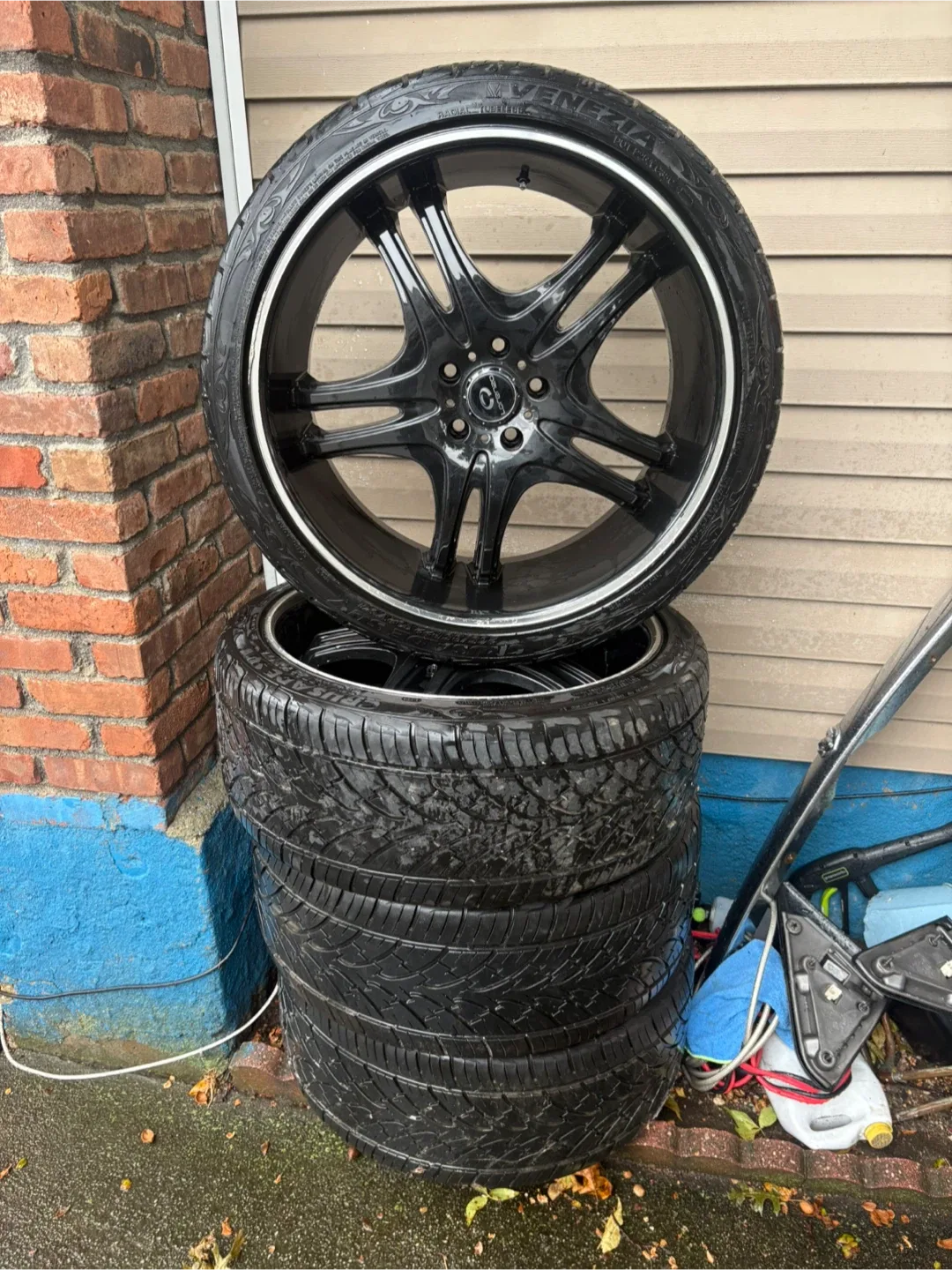 Lorenzo 335/35R22 102V XL Rims and Tires image indicator(3)