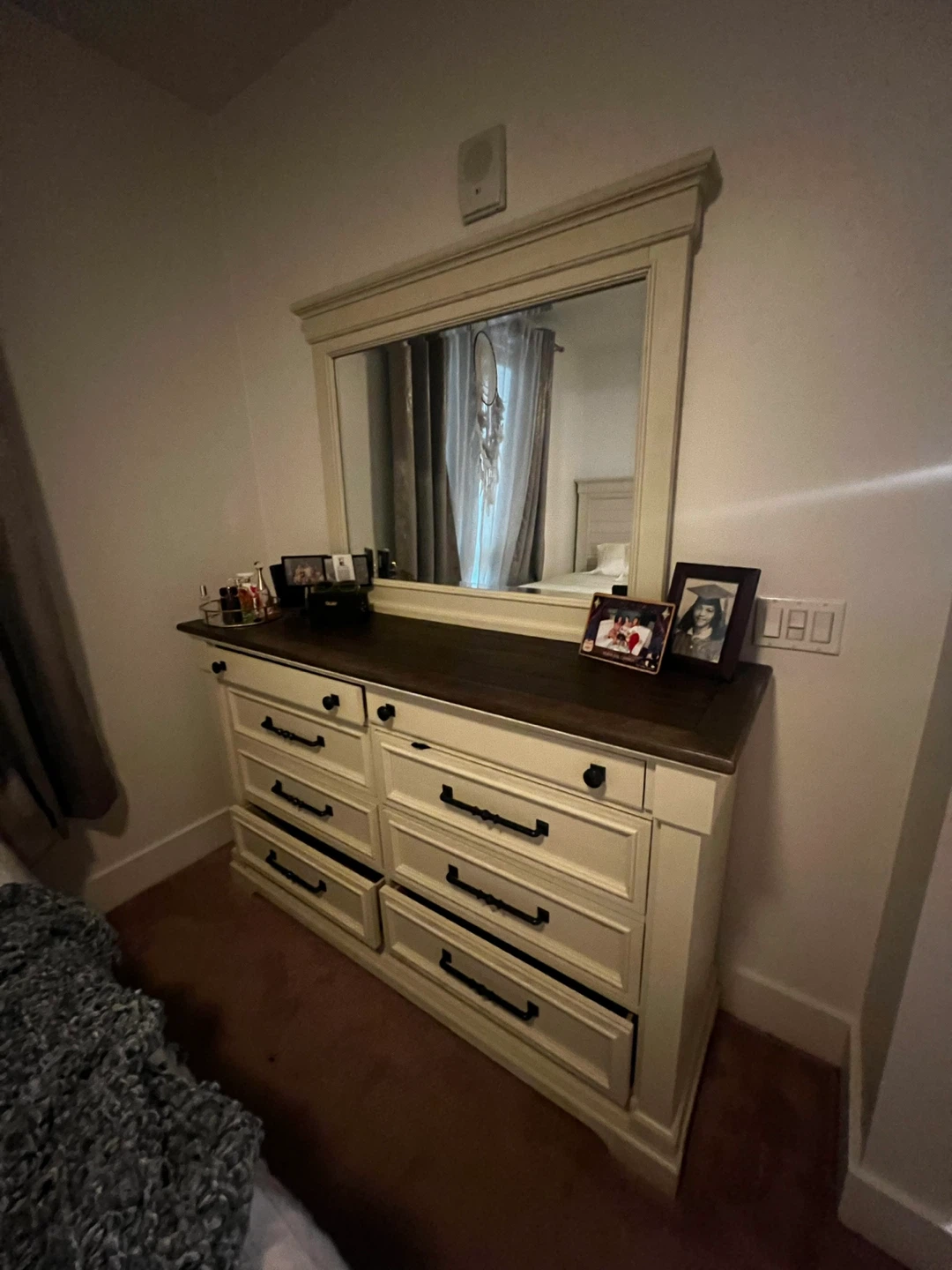 Bedroom Set - Bed, Dresser, Nightstand - photo 2