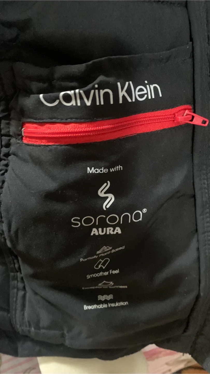 Calvin Klein Infinite Stretch Puffer Jacket - Size S/P image indicator(2)