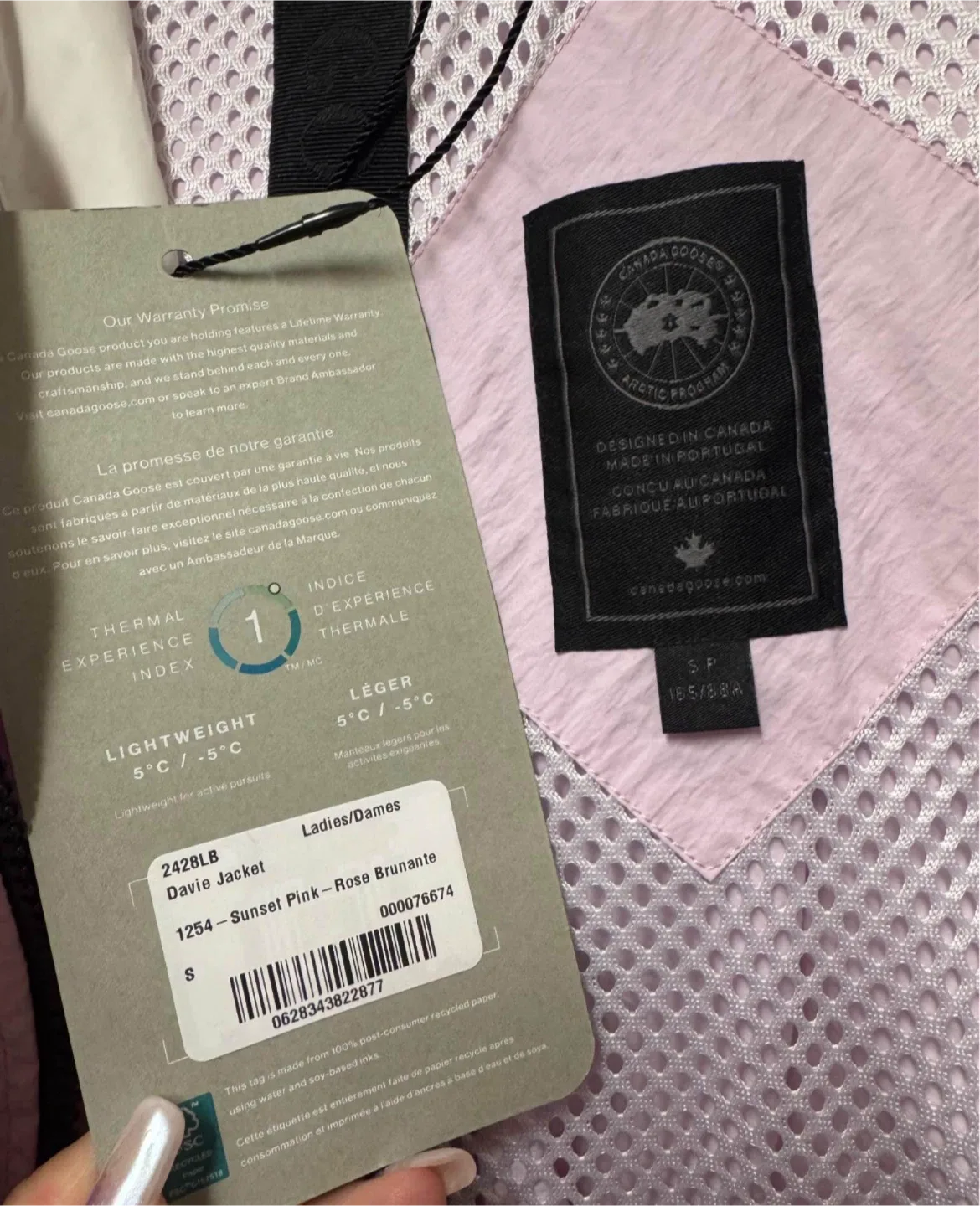 Canada Goose Davie Jacket - BNWT, size S image indicator(2)