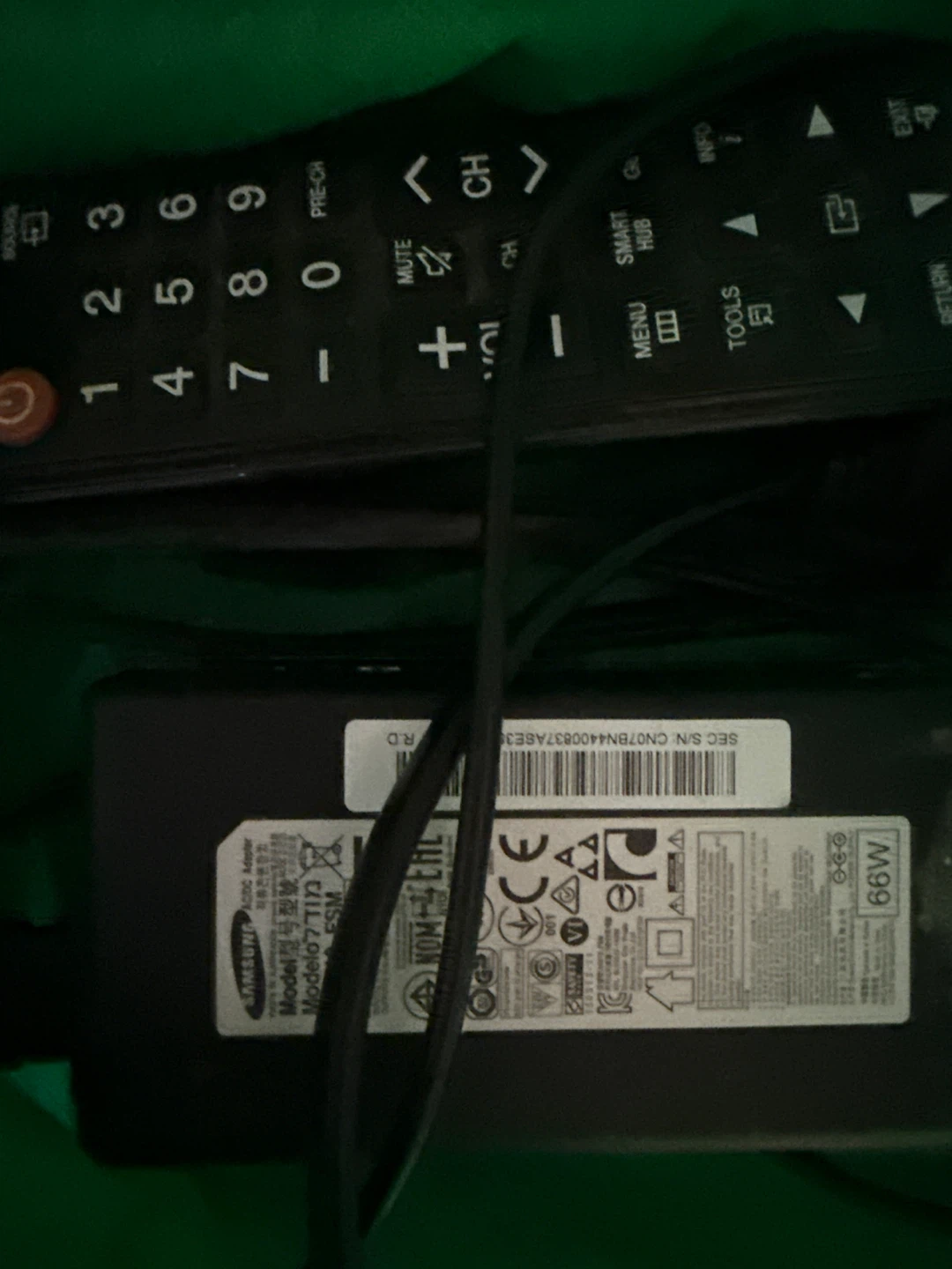 31” Samsung TV in good condition! - photo 2