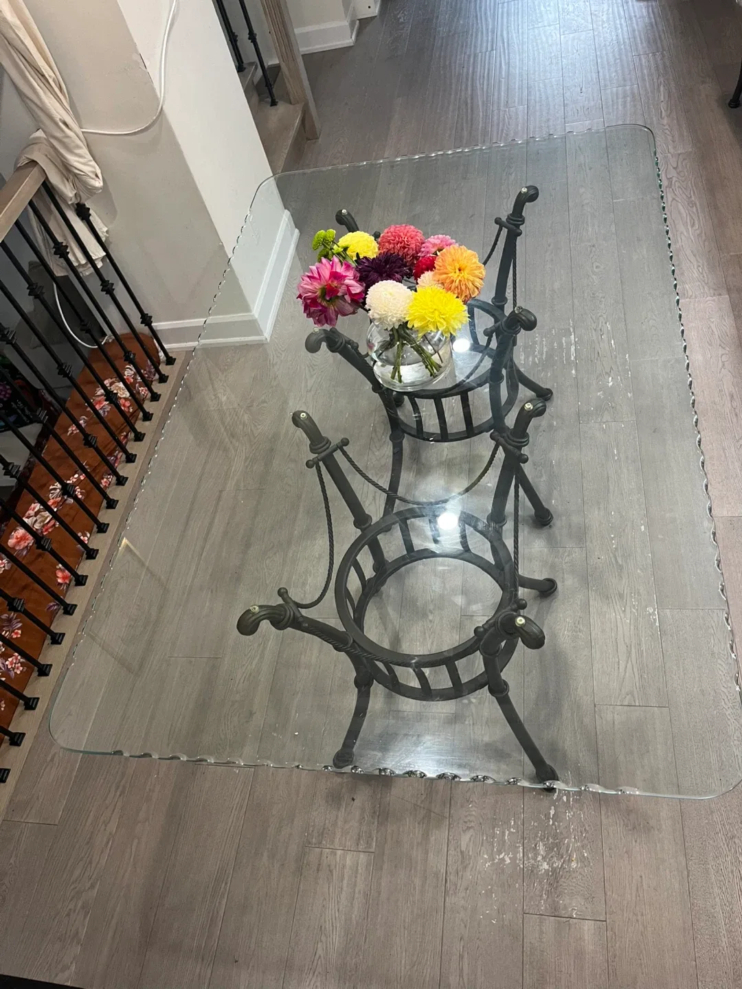 Glass Top Dining Table image indicator(3)