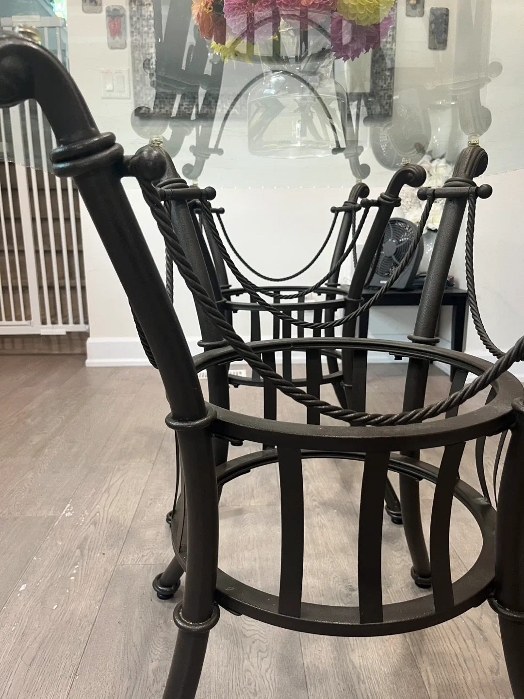 Glass Top Dining Table image indicator(9)