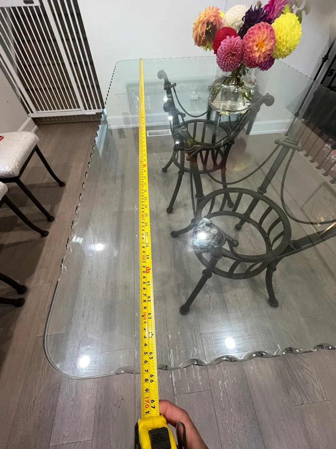 Glass Top Dining Table image indicator(8)