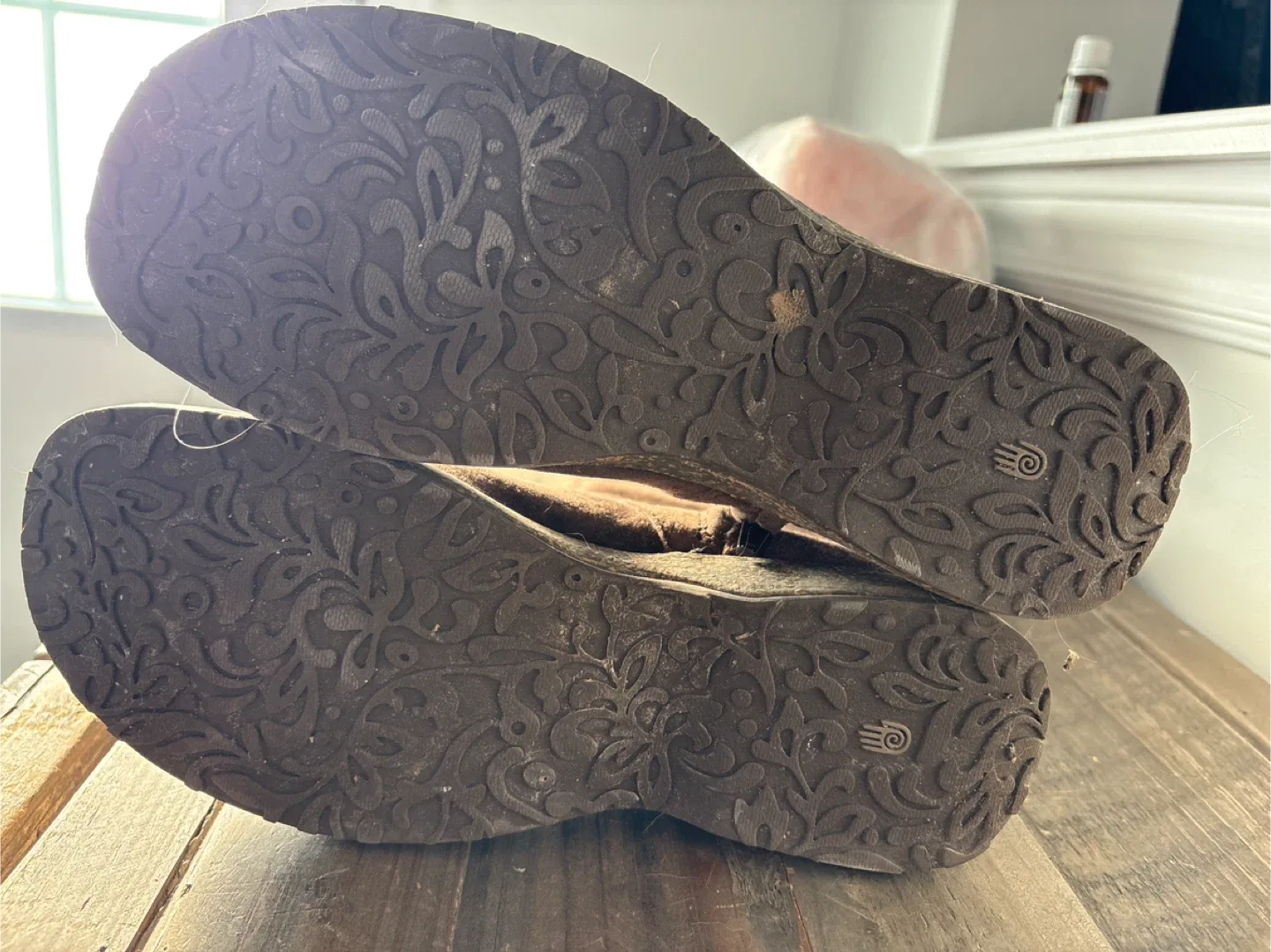 Teva Brown Suede Tall Boots - kids Size 6 image indicator(4)