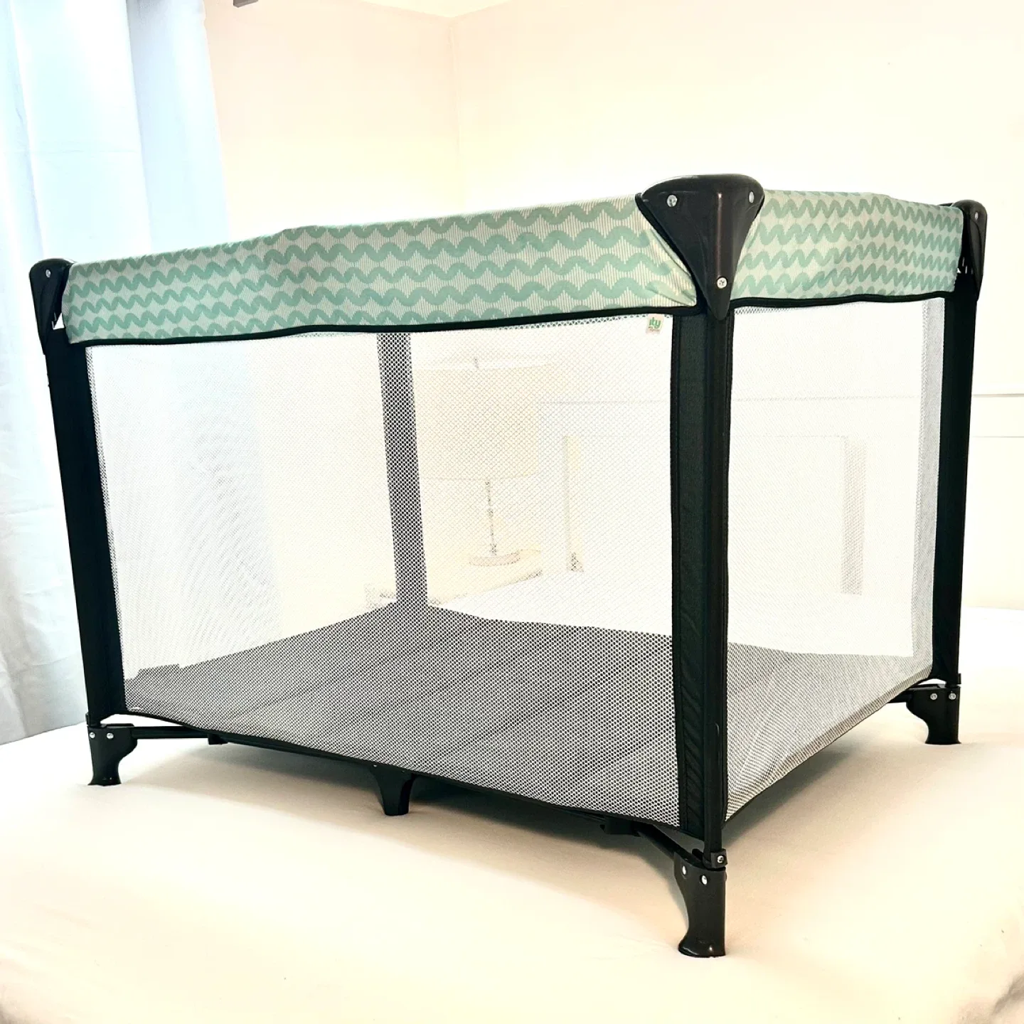 Infant Playpen - Portable & Easy to Store thumbnail