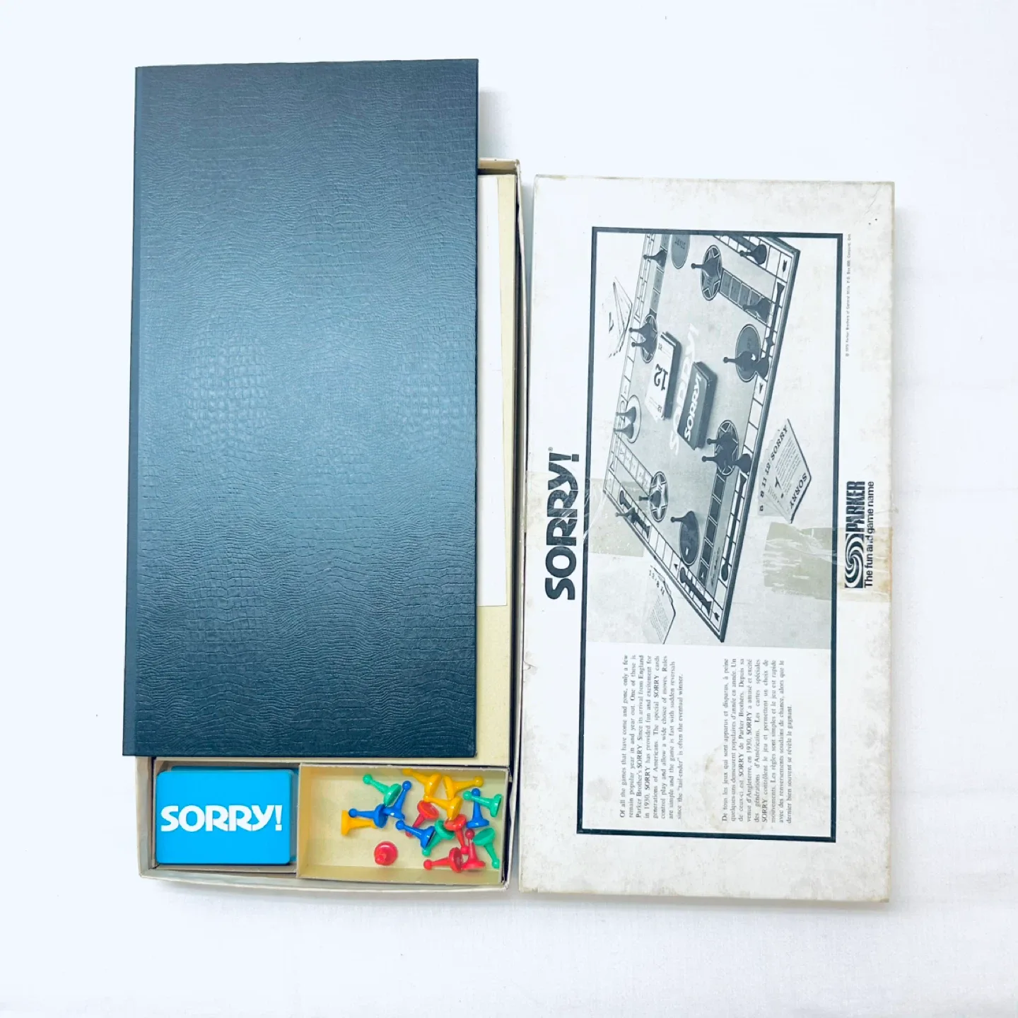 Trivial Pursuit Master Game & Vintage Sorry! Board Games image indicator(2)