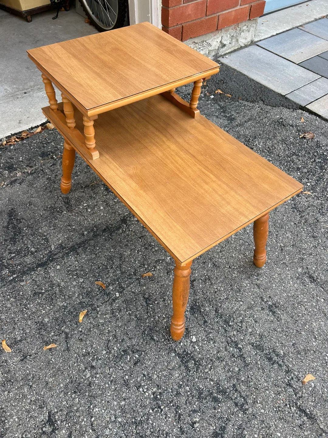 Vintage Step Table image indicator(5)