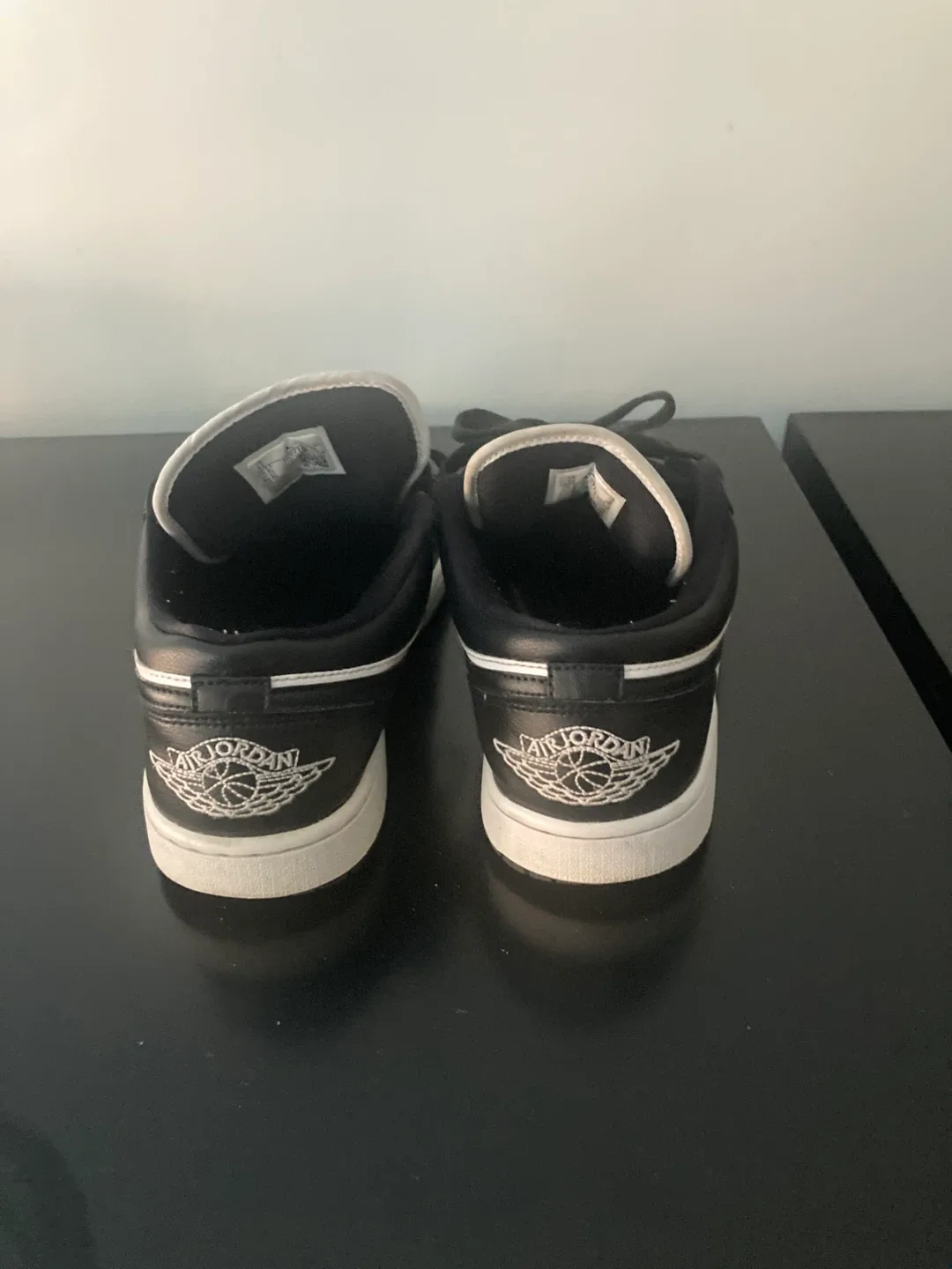 Nike Air Jordan 1 Low Panda image indicator(3)