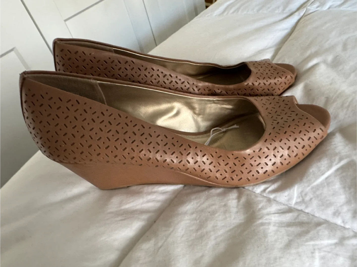 Ladies Brand New Size 11 Open Toe Wedge Heel NEW with tag thumbnail