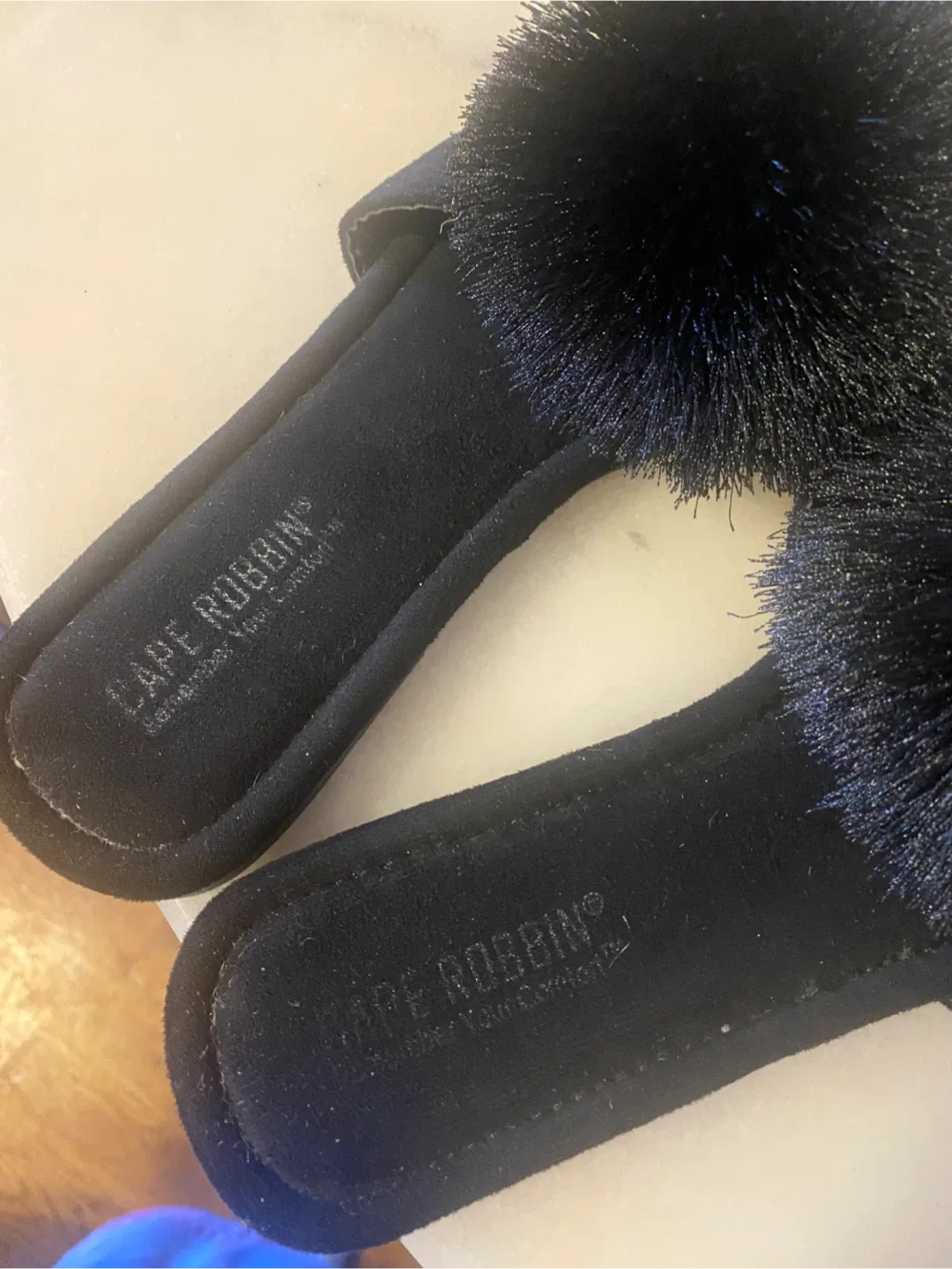 Cape Robbin Black Pom Pom Slides image indicator(2)