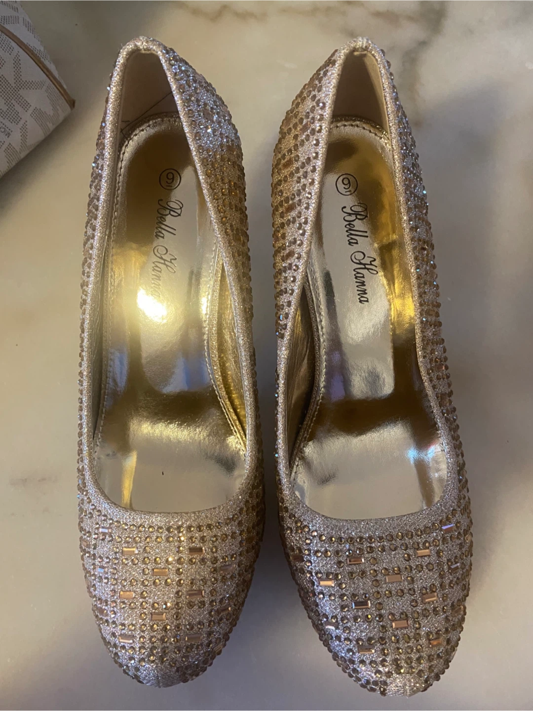Bella Hanna Gold Heels - Size 9